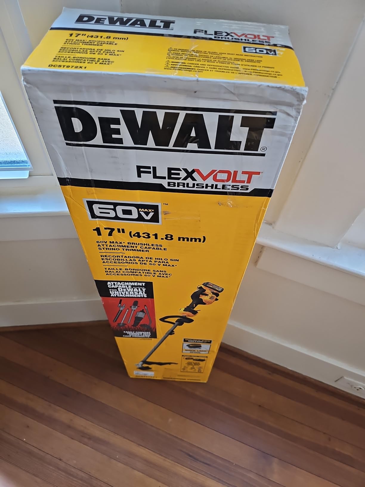DEWALT 60V MAX* FLEXVOLT Leaf Blower, Cordless, Battery Powered, Handheld, Classic Style, 125-MPH, 600-CFM, Yellow/Black, Tool Only (DCBL772B) customer photo 2