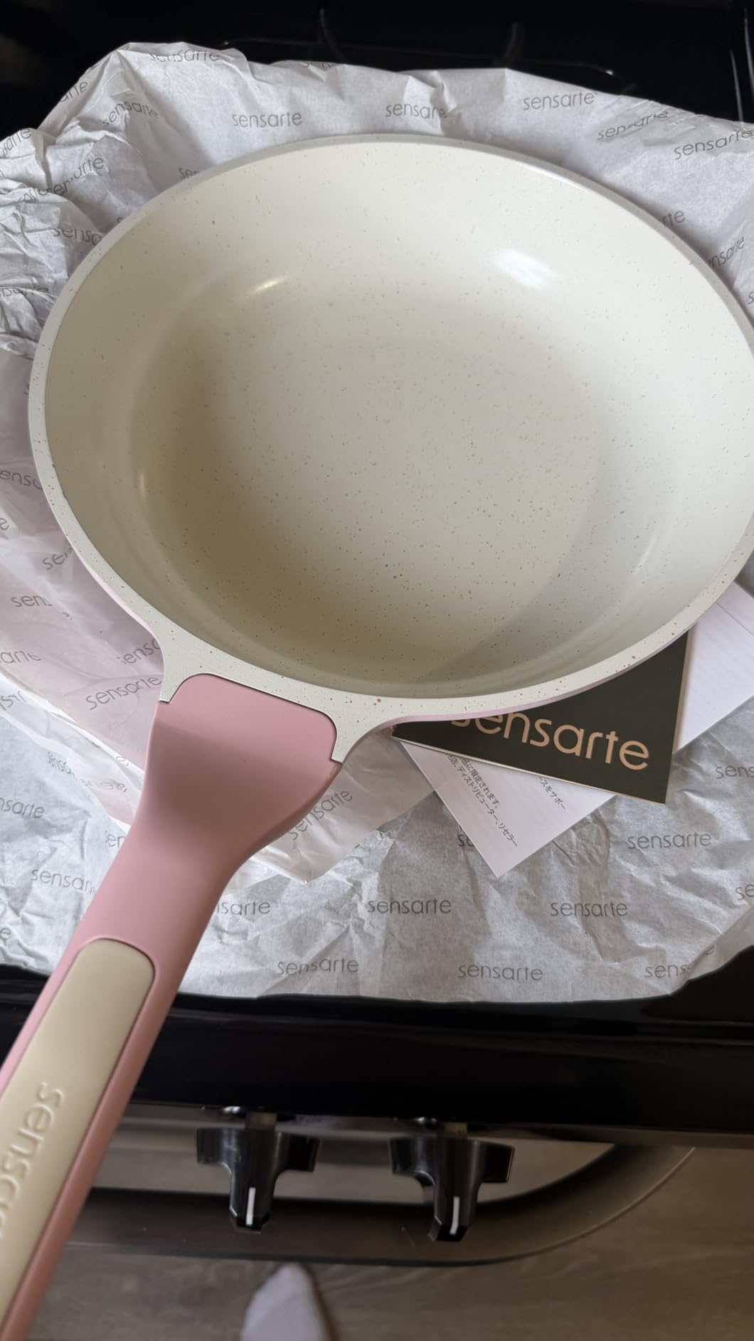 SENSARTE Nonstick Frying Pan Skillet, Swiss Granite Coating Omelette Pan, Healthy Stone Cookware Chef's Pan, PFOA Free (9.5 Inch) customer photo 2