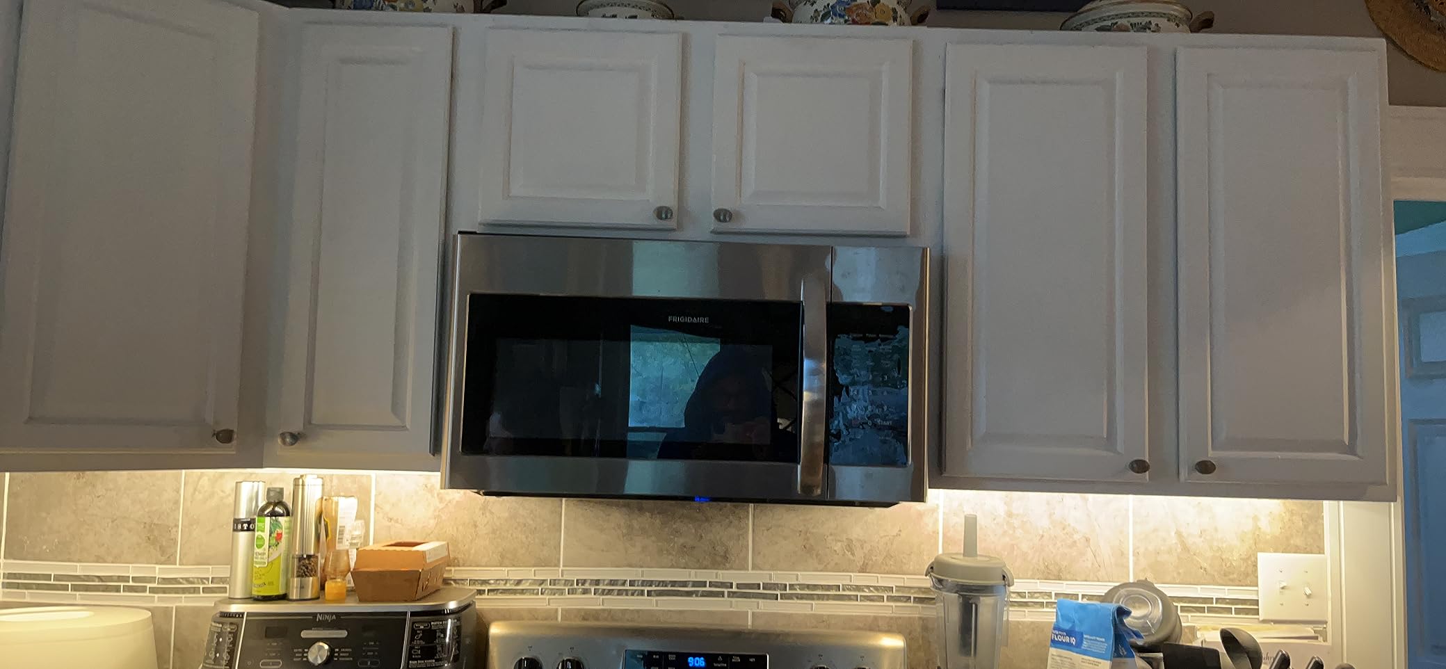 Frigidaire 1.8 Cu. Ft. Stainless Steel Over-The-Range Microwave customer photo 1