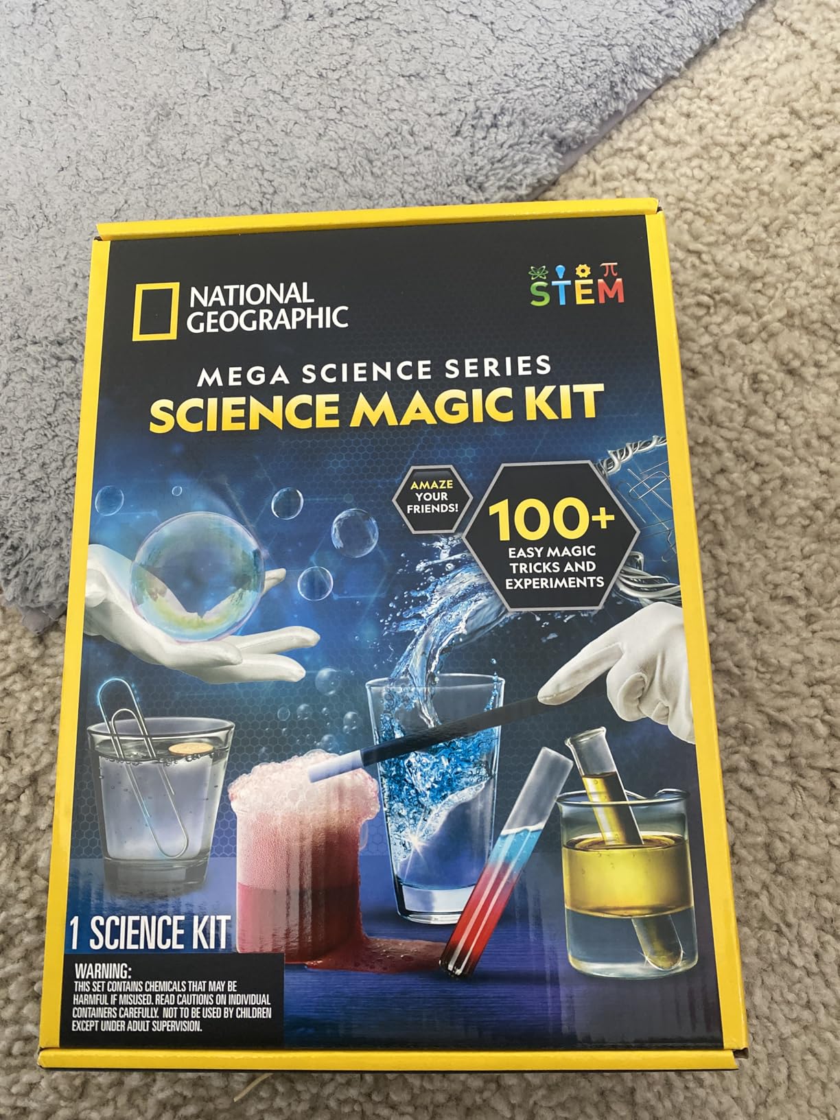 NATIONAL GEOGRAPHIC Science Magic Kit - Science Kit for Kids with 100+ Unique Experiments and Magic Tricks, Chemistry Set and STEM Project, A Great Gift for Boys and Girls (Amazon Exclusive) customer photo 1