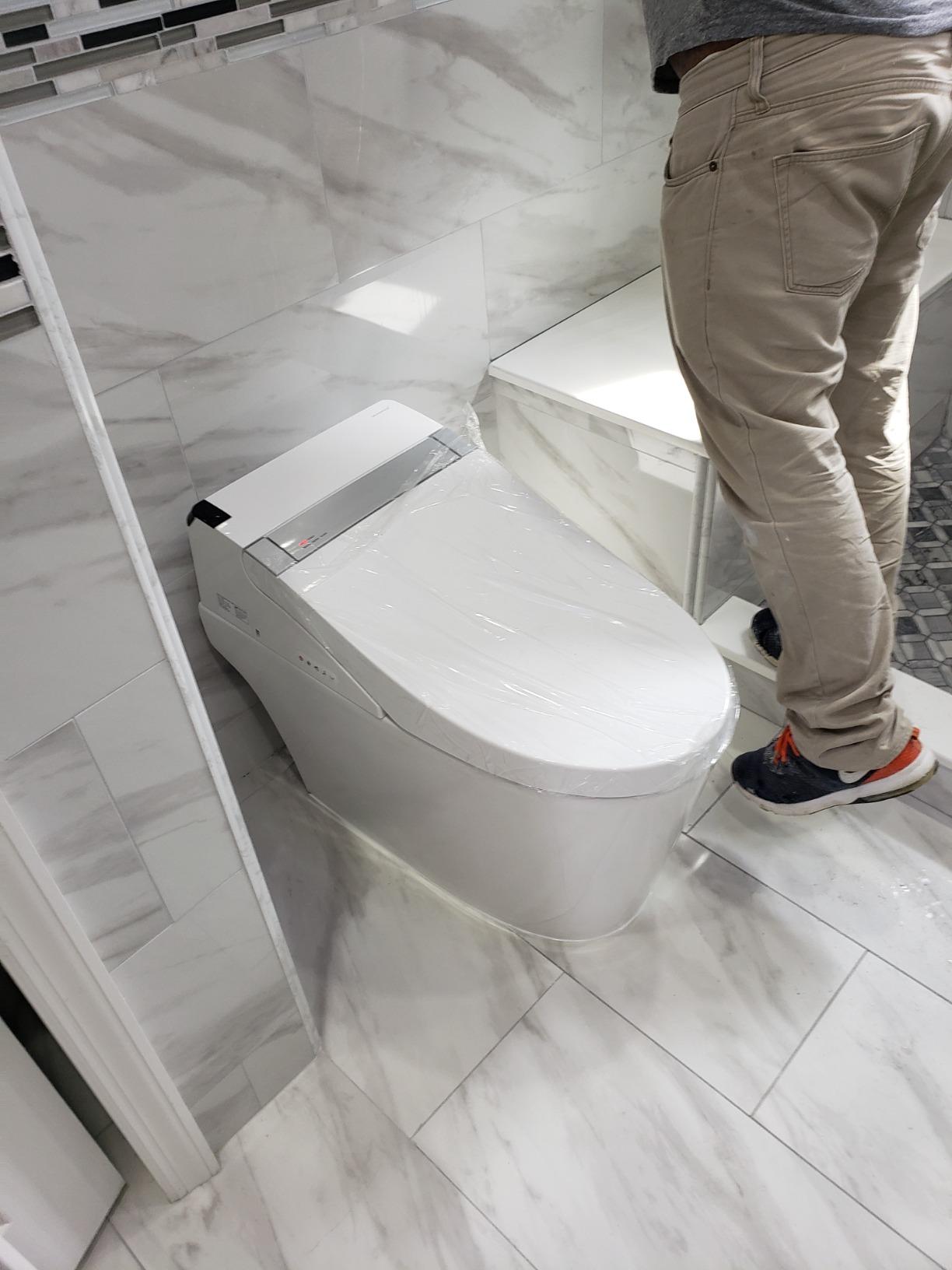 WOODBRIDGE Smart Toilet with Auto Open & Close, Auto Flush (B0960S) | 1.28 GPF Single Flush, ADA Comfort Height, Instant Warm Water, Multi-Function Wash, Warm Air Dryer, Heated Seat, Night Light customer photo 1