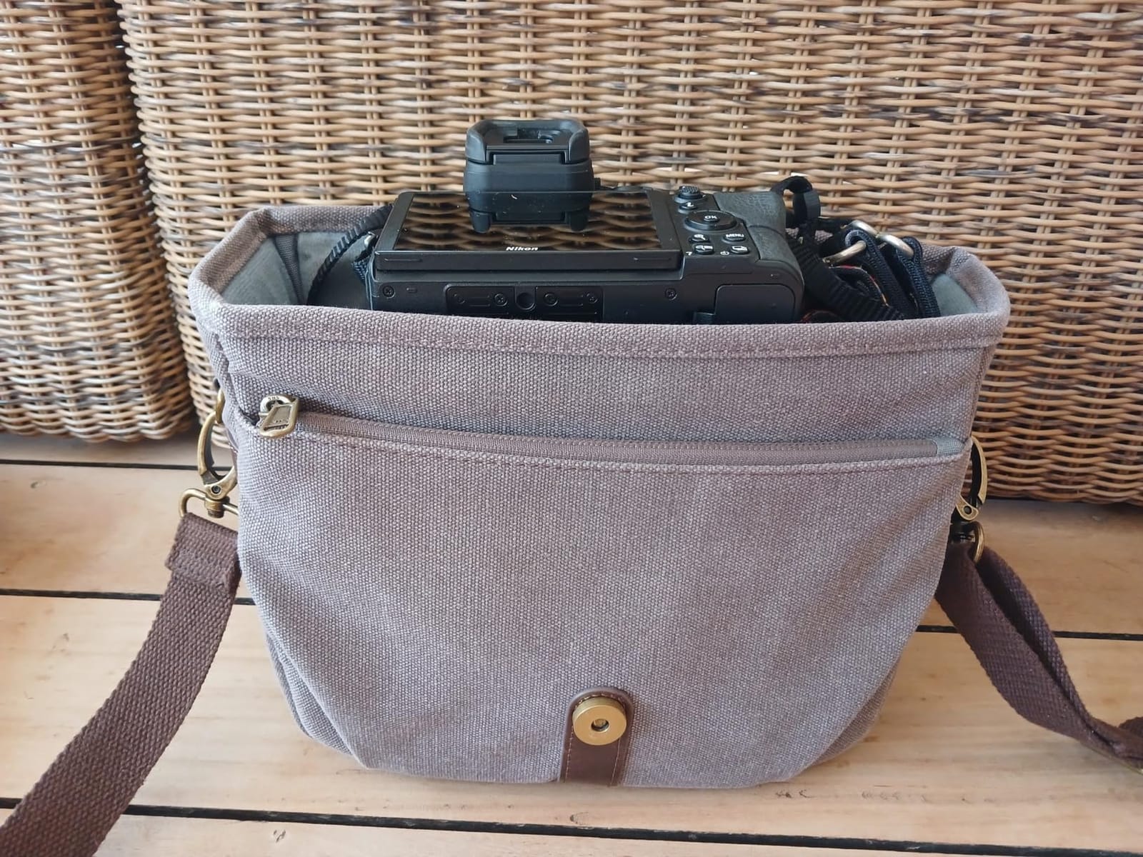 BAGSMART Canvas Crossbody Camera Bag with Rain Cover for Women Men, Khaki | SLR DSLR Camera Case, Compact Camera Shoulder Bag customer photo 2