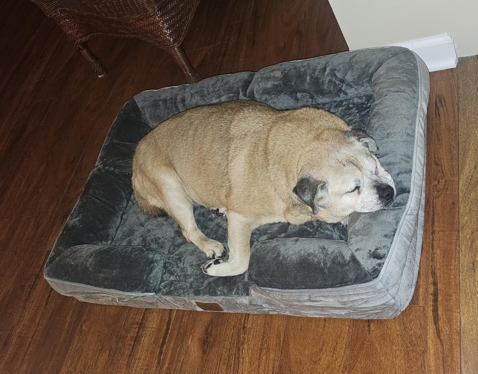 Bedsure Orthopedic Dog Bed Medium with Removable Washable Cover, 28