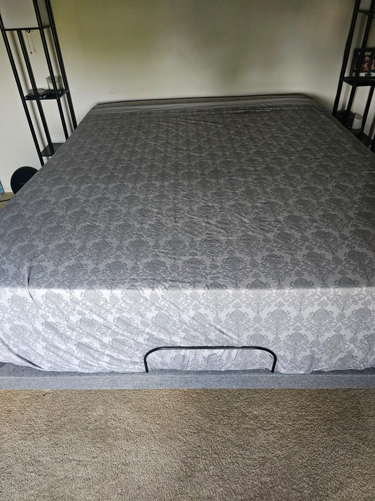 Best Choice Products Ergonomic Split King Size Adjustable Bed Frame, Electric Base w/Wireless Remote Control, Nightlight, Massager, 2 USB Ports customer photo 2