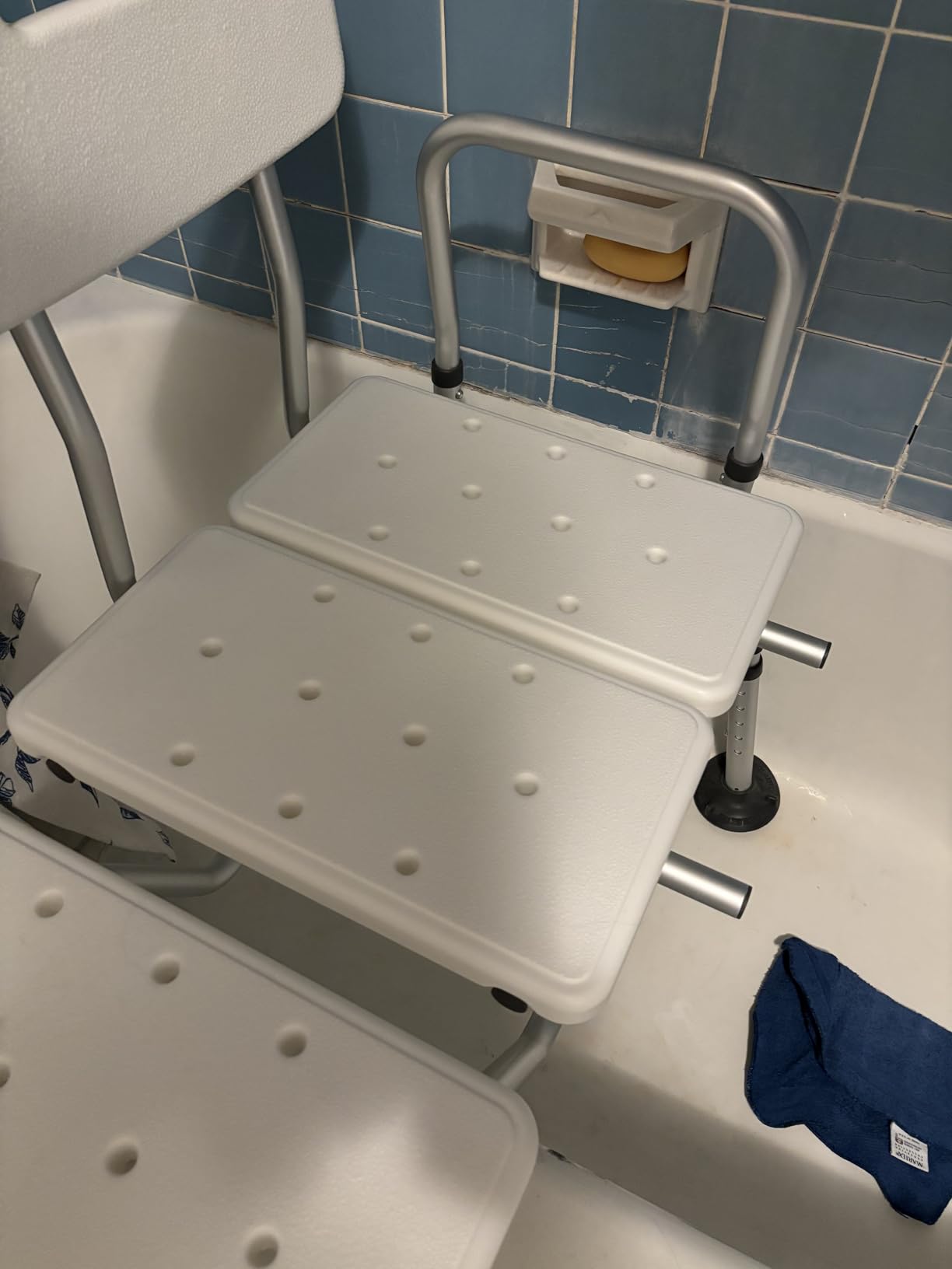 Drive Medical Splash Defense Tub Transfer Bench, Adjustable Height, White | Tub Transfer Bench Featuring U-Shaped Curtain Guard and 400 Lb Weight Capacity for Safety Daily for Everyday Use customer photo 2