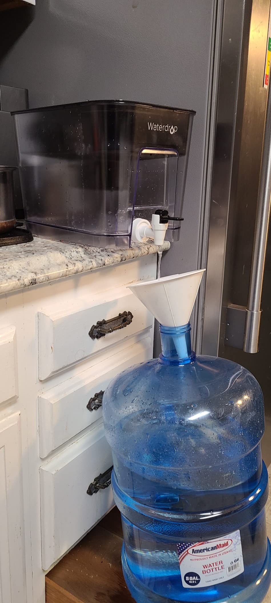 Waterdrop WFD-22L Large Water Filter Dispenser, 40-Cup Capacity, Black | 200-Gallon Long-Life, Water Filter Pitcher, Large Capacity, Reduces Chlorine, PFOA/PFOS and More, BPA Free customer photo 2