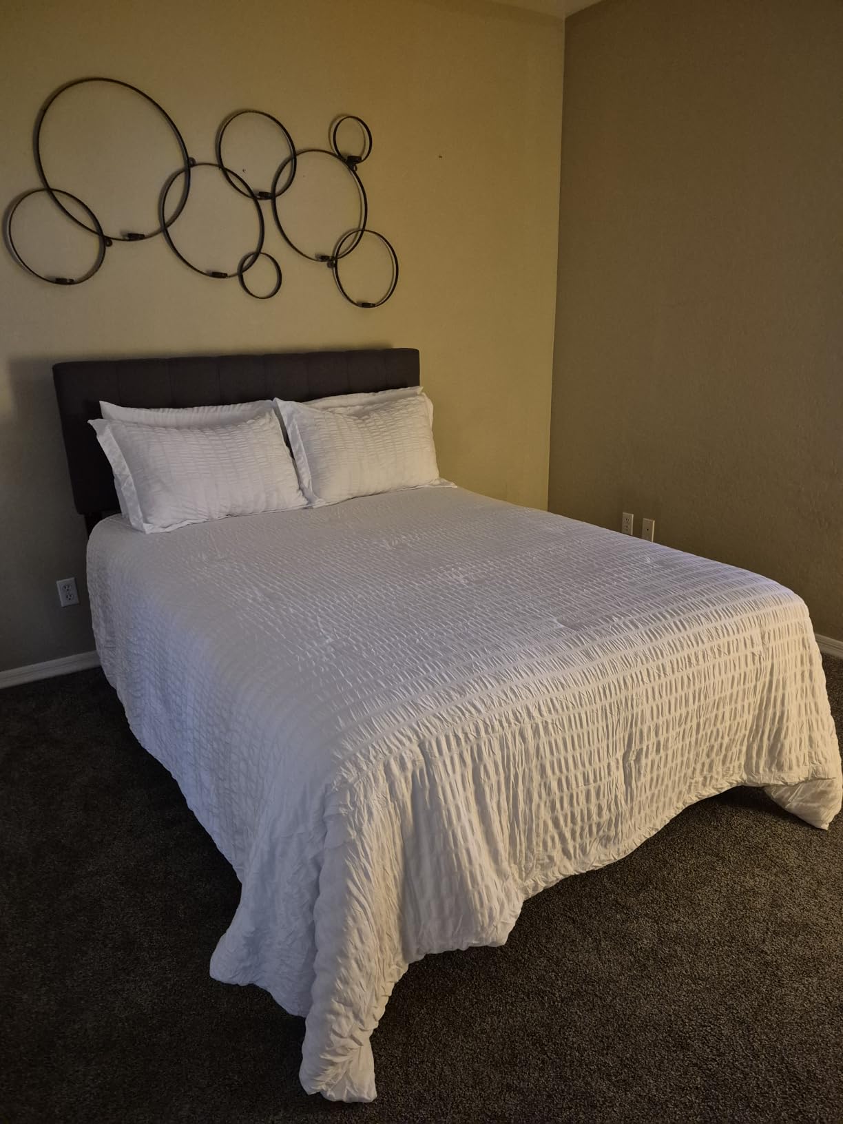 CozyLux Queen Comforter Set, 7 Pieces White Seersucker Bed in a Bag | OEKO-TEX Certified, All Season Bedding Set with 240 GSM Down Alternative Comforter, Flat & Fitted Sheets, Pillowcases & Shams customer photo 2