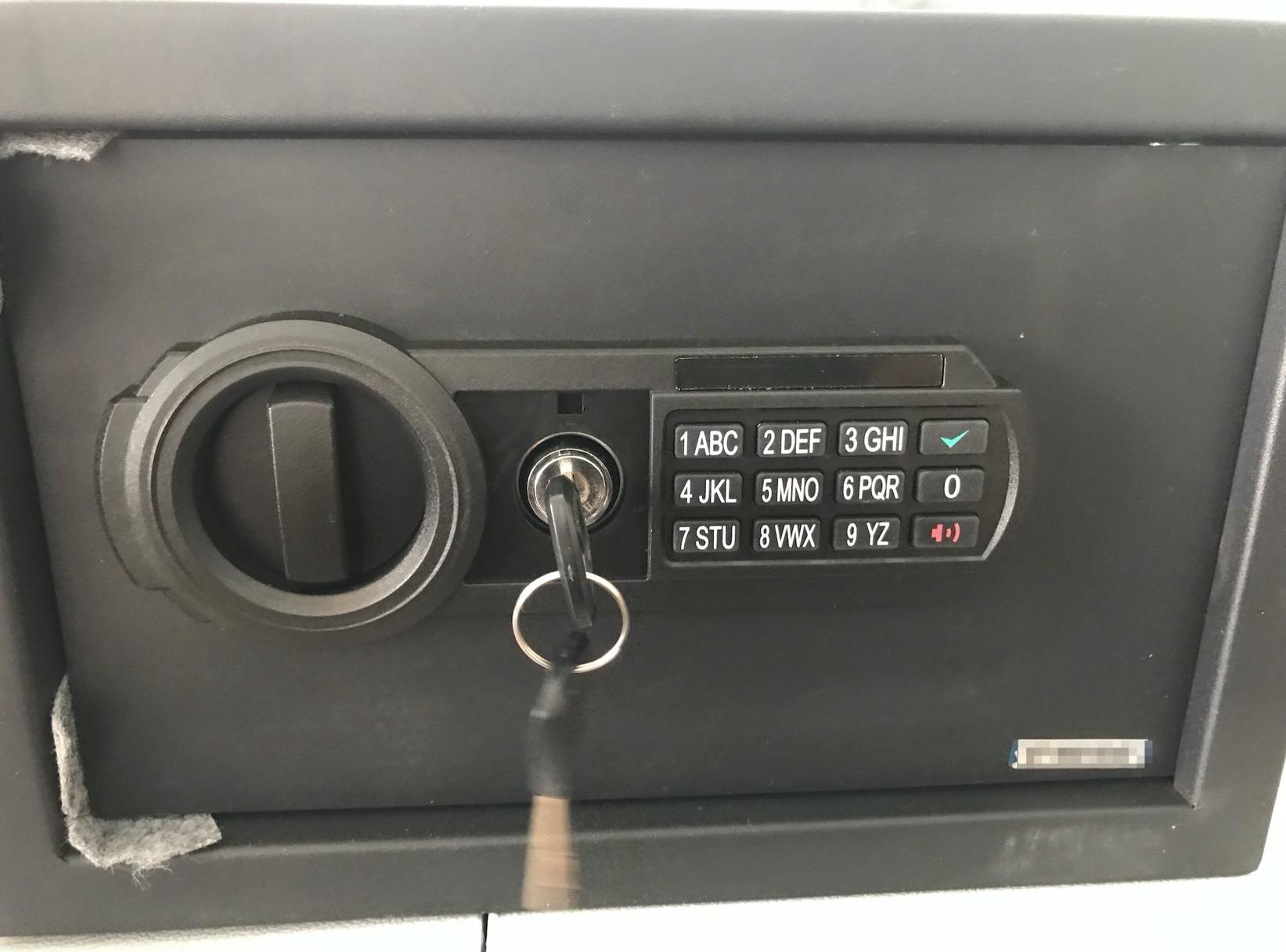 RPNB Small Hotel Safe Box, Personal Home Safe, Digital Money Safes, 1.0 CuFt | Cash Safe with Keys, Electronic Code Lock, Steel Alloy Safe for Documents, Home, Office, Business, Jewelry customer photo 2