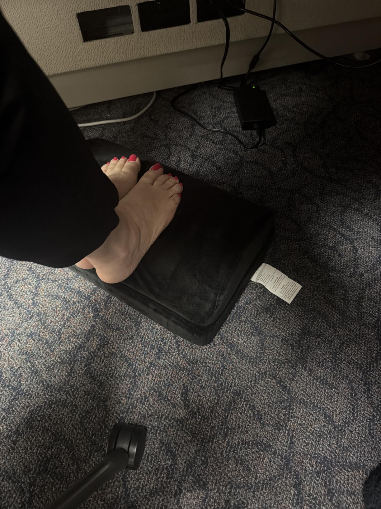 ComfiLife Foot Rest for Under Desk at Work - Adjustable Height Memory Foam Foot Stool for Under Desk, Office Chair & Gaming Chair - Ergonomic Footrest for Back & Hip Pain Relief (Black) customer photo 1