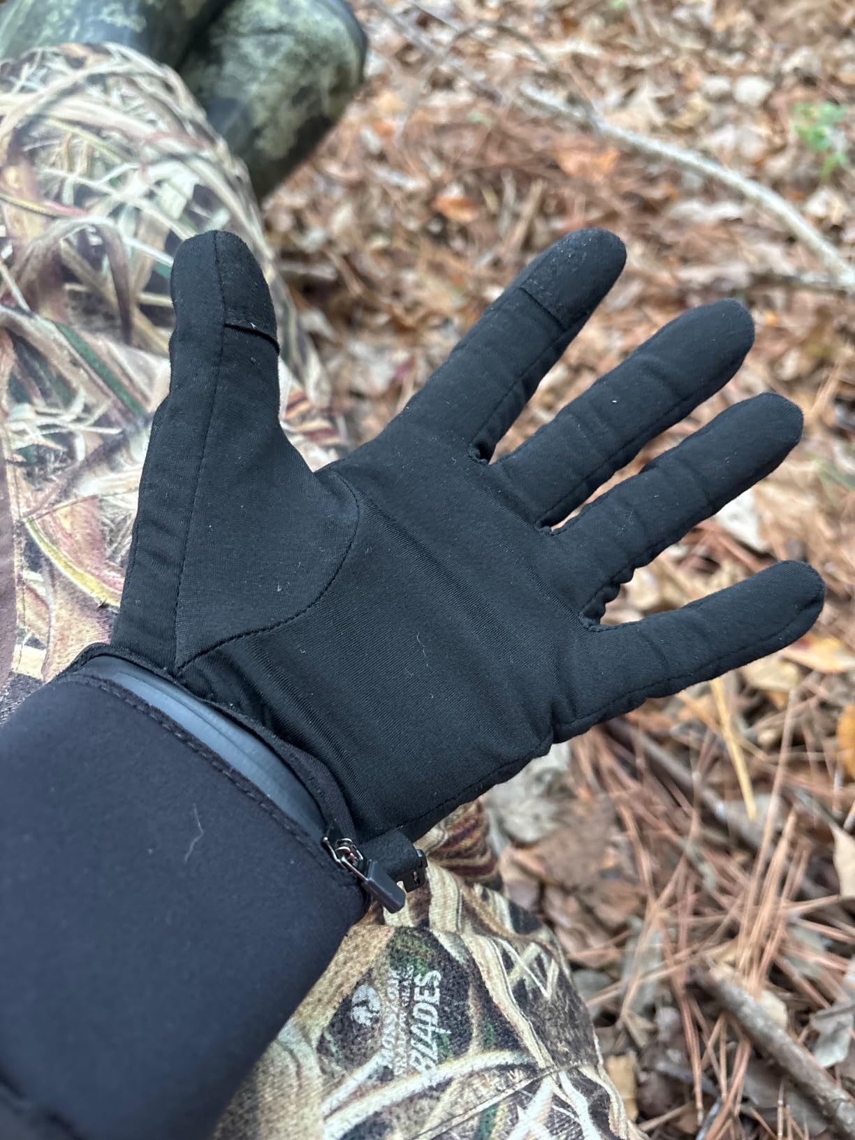 SAVIOR HEAT Heated Glove Liners for Men Women, Rechargeable Battery Electric Heated Gloves, Winter Warm Glove Liners, Thin Gloves Riding Ski Snowboarding Hiking Cycling Hand Warmers customer photo 2
