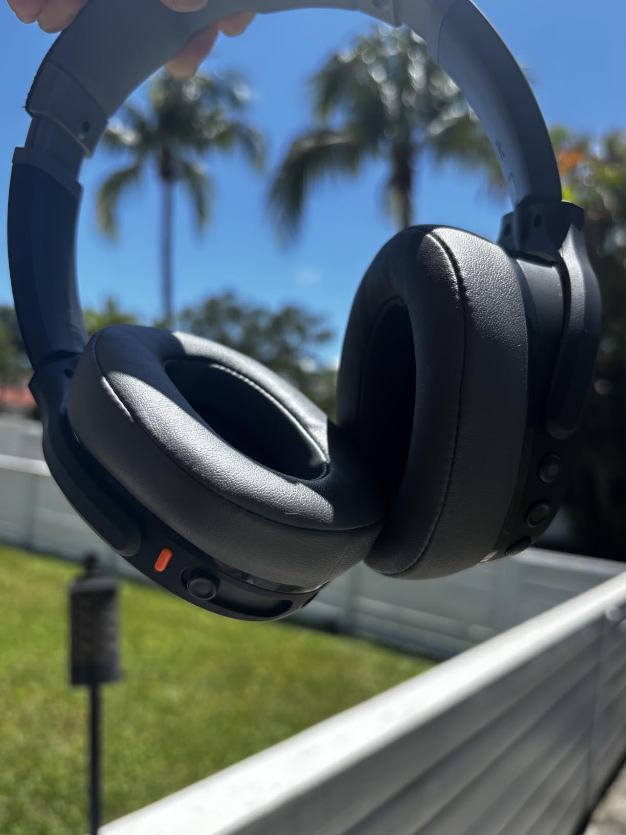 Skullcandy Crusher Evo Wireless Multi-Sensory Bass Headphones - True Black | Bluetooth, Noise Isolating Over-Ear Fit, 40 Hours Battery, Microphone, Working Out, Gym, Travel, Studying, Music customer photo 2