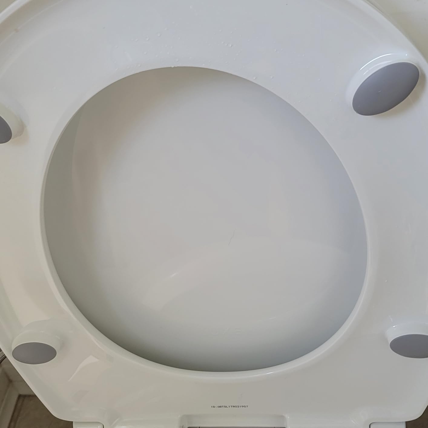 LUXE TS1008E Slow Close Elongated Comfort Fit Toilet Seat, White | with Slow Close, Quick Release Hinges, and Non-Slip Bumpers customer photo 1