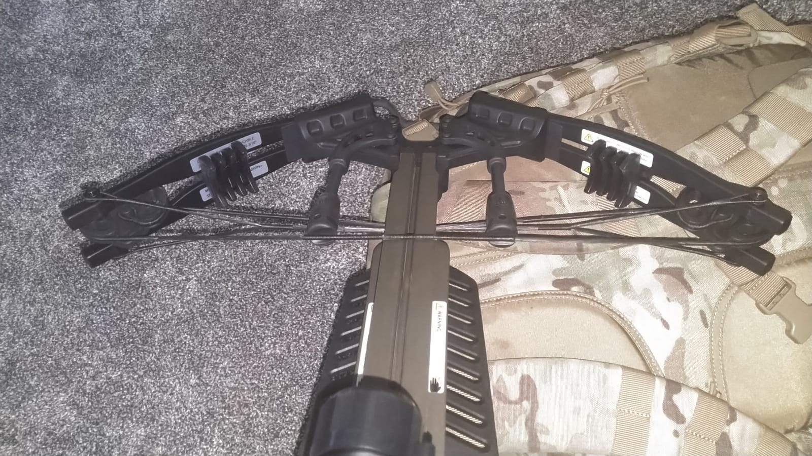 Killer Instinct Lethal 405 Crossbow Pro Package with 4 x 32 Non-Illuminated Scope, Rope Cocker, String Suppressors, 3-Bolt Quiver, 3 Hypr Lite Bolts and Field Tips, Stick of Rail Lube customer photo 1