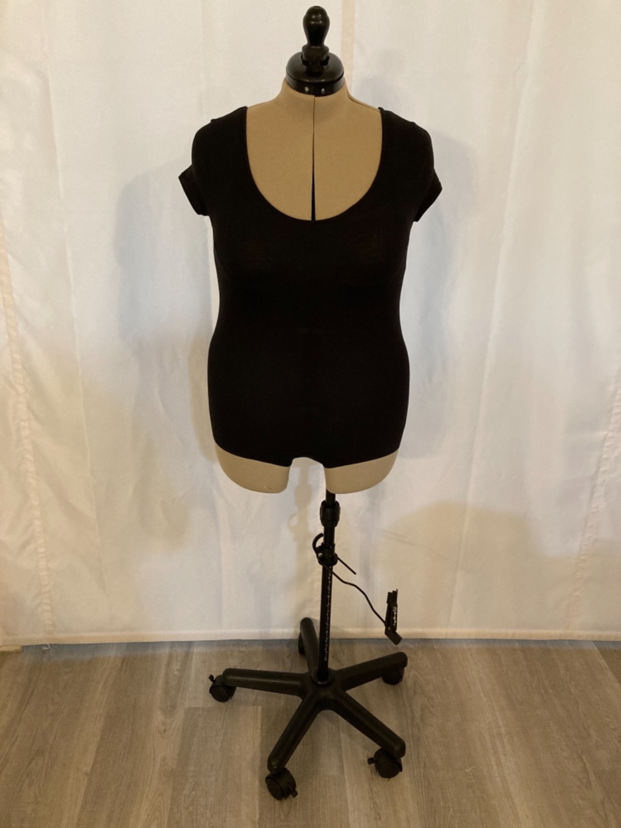 Dritz My Double Designer Adjustable Dress Form, Small Size US 4-14 | Female Clothing Mannequin for Sewing, Fitting, and Draping customer photo 1