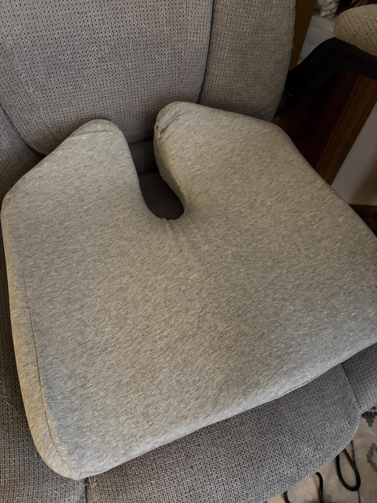 Cushion Lab Patented Pressure Relief Seat Cushion for Long Sitting Hours on Office & Home Chair - Extra-Dense Memory Foam for Soft Support. Car Pad for Hip, Tailbone, Coccyx, Sciatica - Black customer photo 1