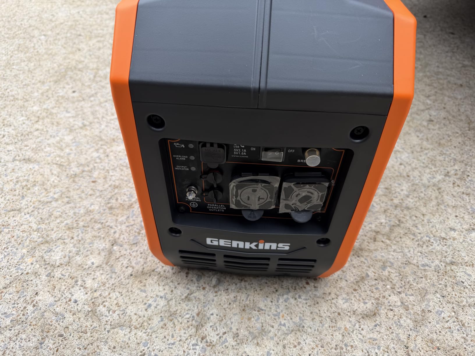 GENKINS 2300 Watt Portable Inverter Generator Gas Powered Ultra Quiet for RV Ready Outdoor Camping Home Backup customer photo 1