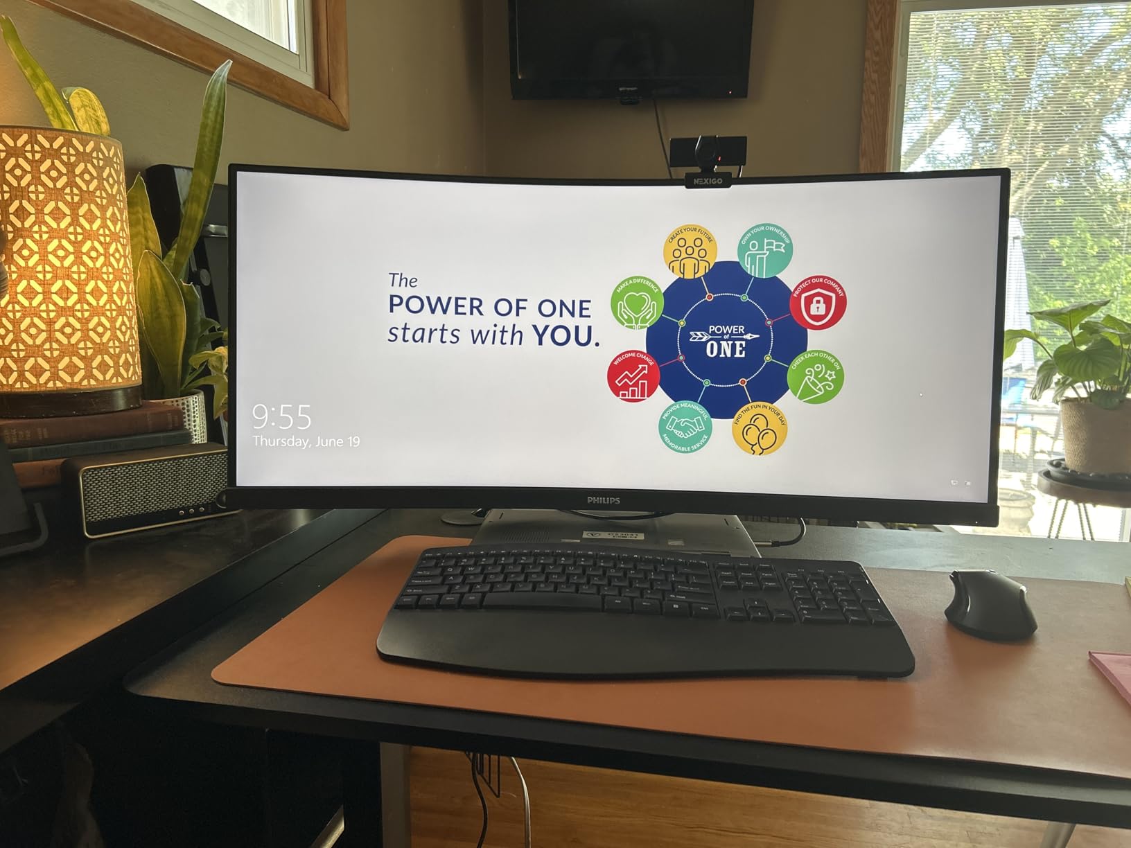 Philips 34 Inch Curved Computer Monitor UWQHD 100Hz USB-C PD VA, 346E2CUAE | 3440x1440 Monitor, HDMI, DP, USB 3.2 Hub, Built-in Speakers, Height Adjust, Adaptive Sync customer photo 1
