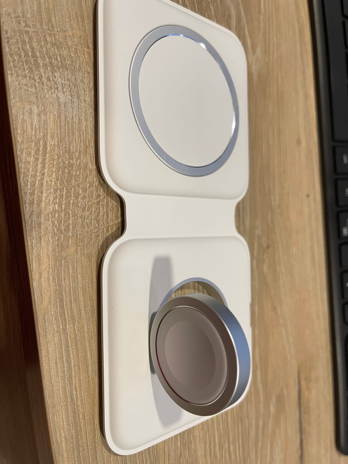 Apple MagSafe Duo - Wireless Charger with Fast Charging Capability, Type C Wall Charger, Compatible with iPhone, AirPods and Watch customer photo 2
