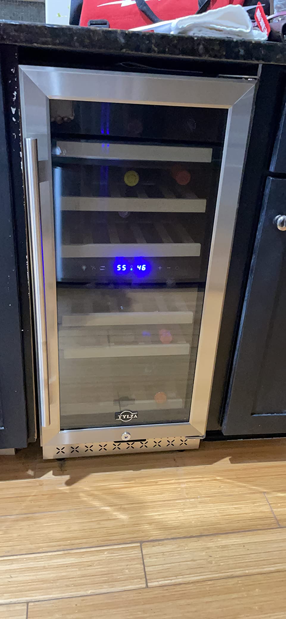 Tylza Mini Fridge 15 Inch Wine Cooler Under Counter, 30 Bottles Dual Zone Wine Fridge with Safty Lock, Wine Refrigerator Freestanding, Built-in Wine Cellars customer photo 1