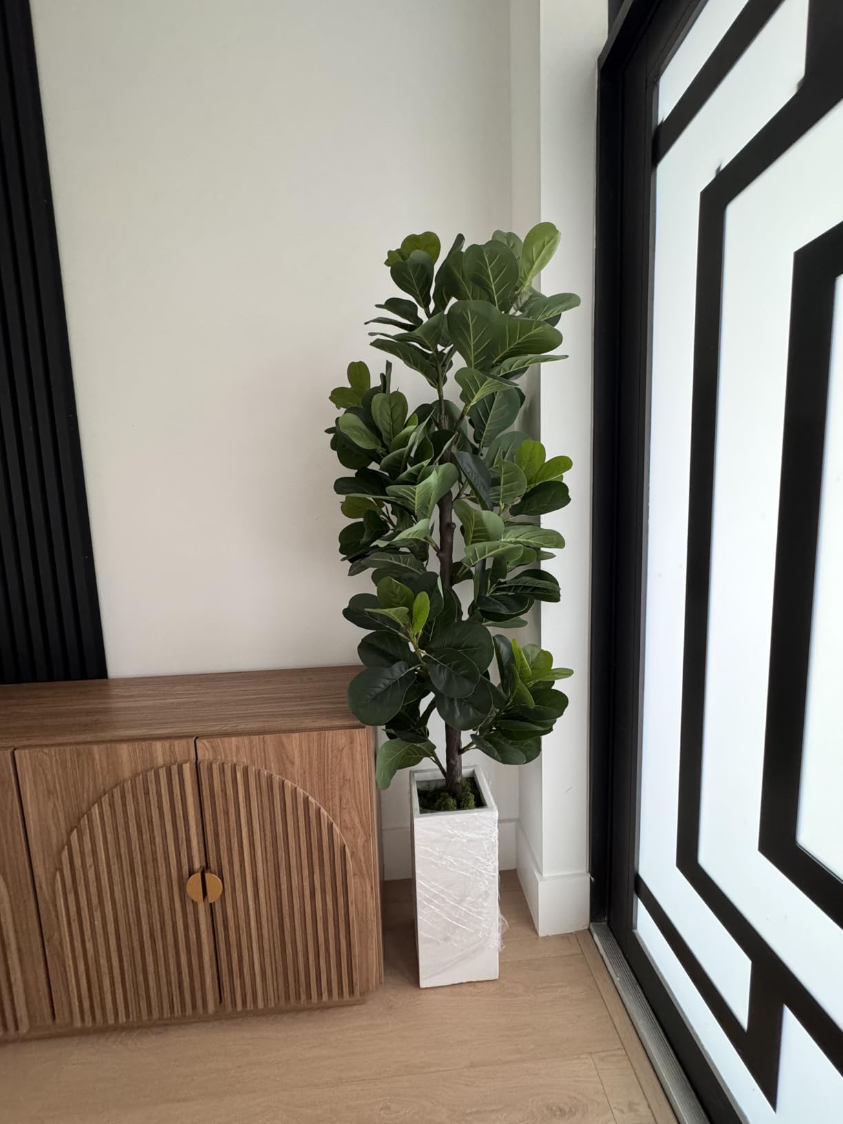 OXLLXO 6ft Artificial Fiddle Leaf Fig Tree (72in) with Plastic Nursery Pot Faux Tree, Ficus Lyrata Fake Plant for Office House Farmhouse Living Room Home Decor (Indoor/Outdoor) customer photo 1