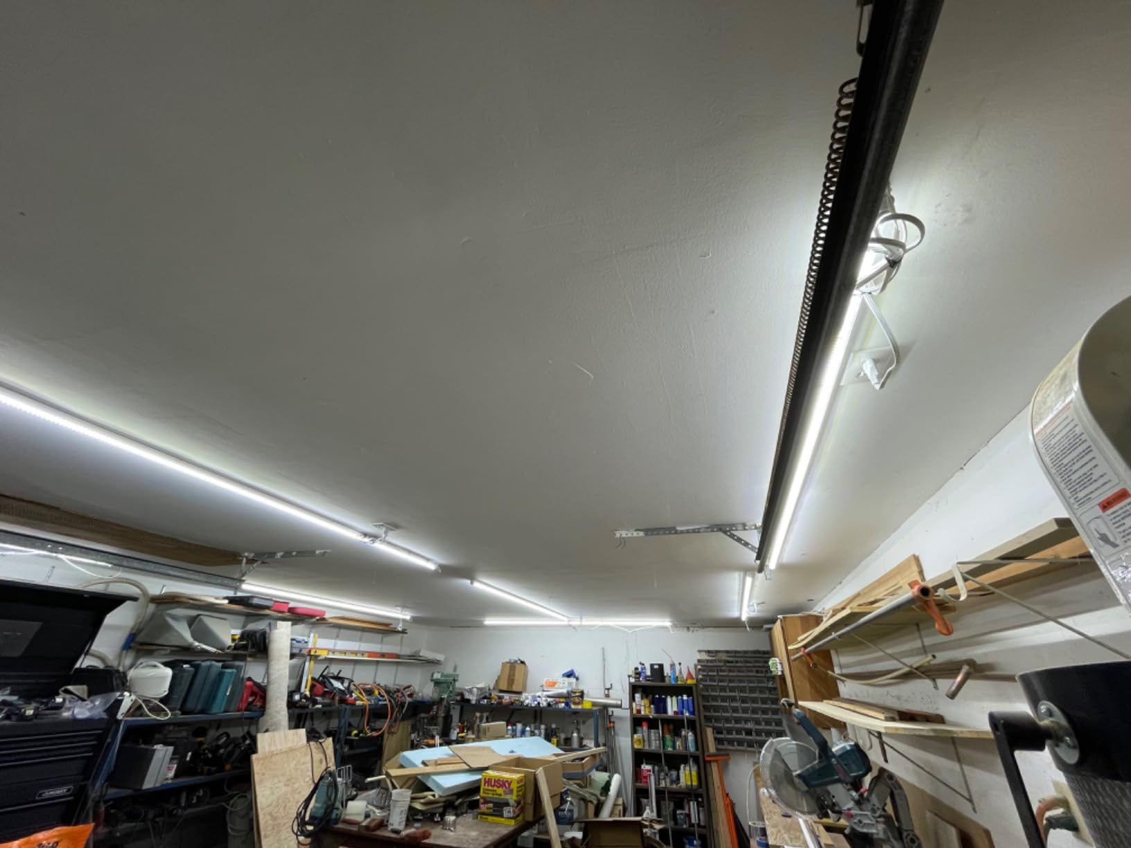 10-Pack 8ft LED Shop Light Fixture - 90W T8 Integrated LED Tube Light - 6500K 12000LM V-Shape Linkable - High Output - Clear Cover - Plug and Play - 270 Degree Lighting for Garage, Shop, Barn customer photo 2