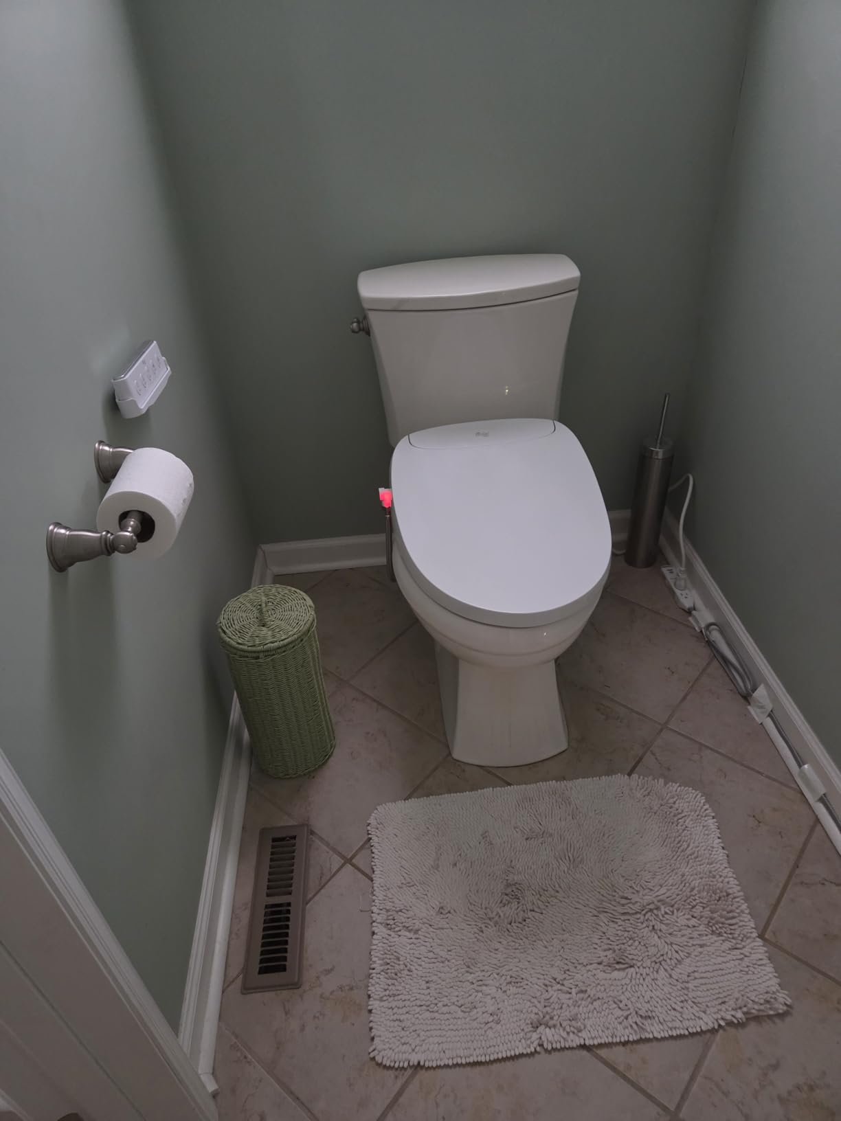 Bio Bidet DLS Premium Heated Bidet Seat, Warm Water & Air Dryer, Auto Open and Slow Close Lid, Elongated customer photo 2