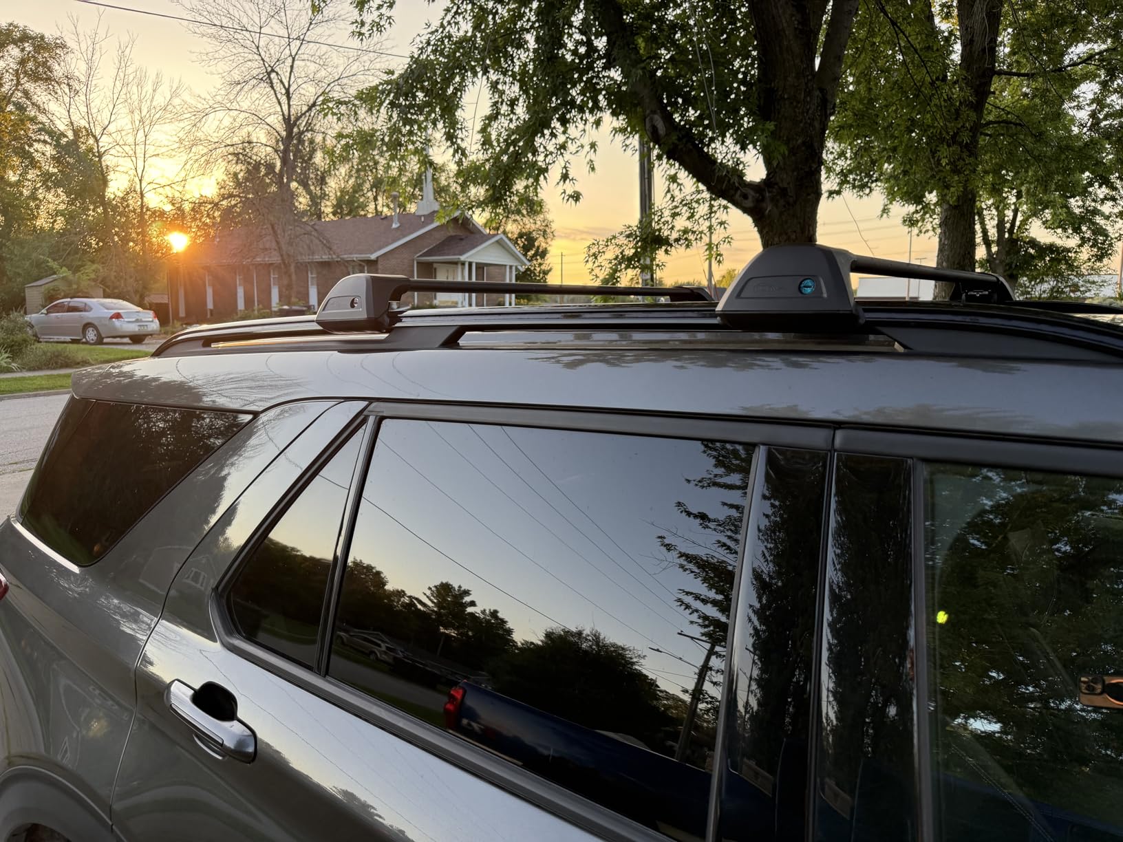 Lockable Roof Rack Cross Bars Fit for 2020-2026 Ford Explorer - 220 lb Capacity customer photo 2