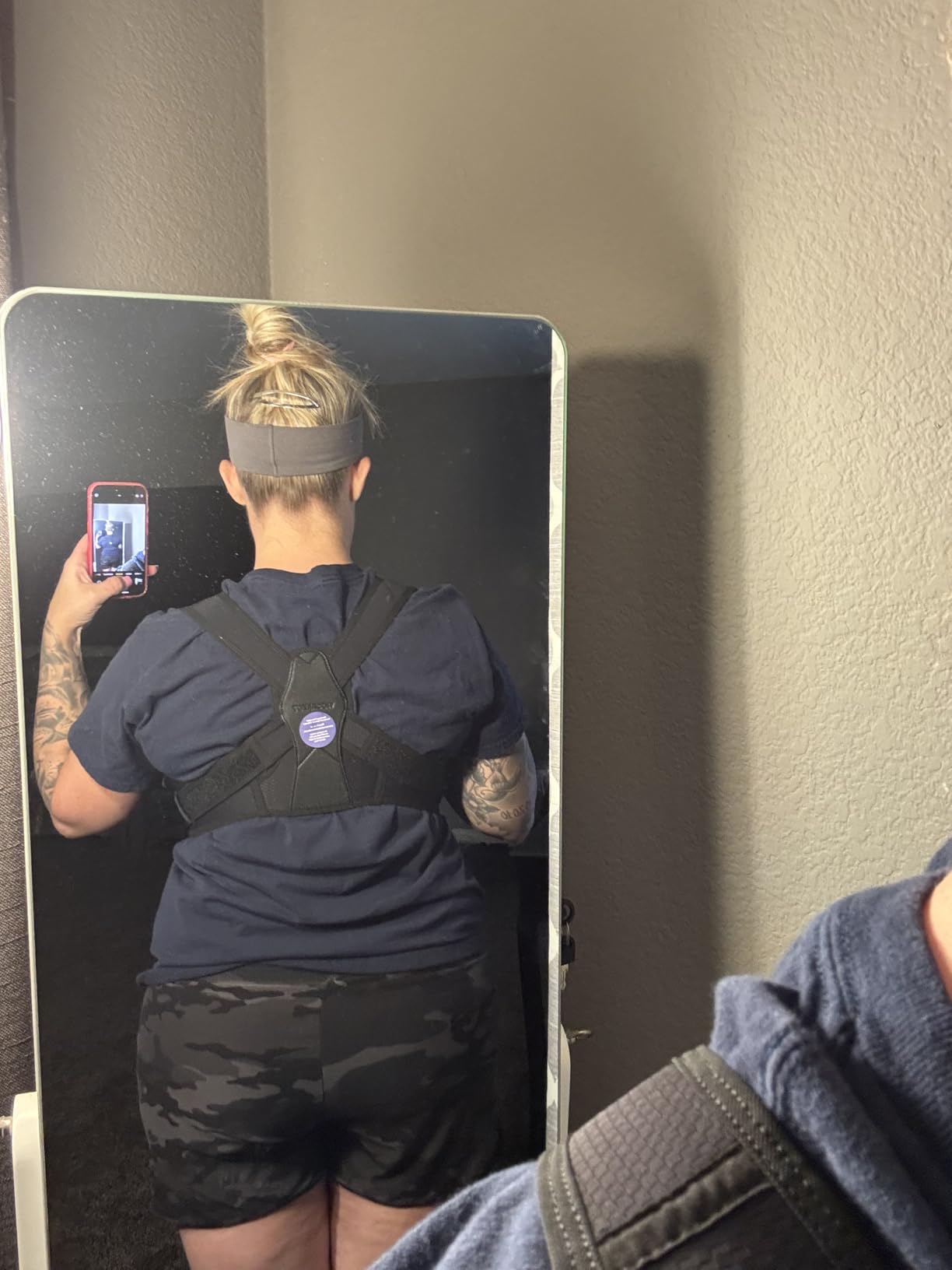 Vicorrect Posture Corrector for Women and Men, Adjustable Upper Back Brace for Clavicle Support and Providing Pain Relief from Neck, Shoulder, and Upper Back (S/M) customer photo 1