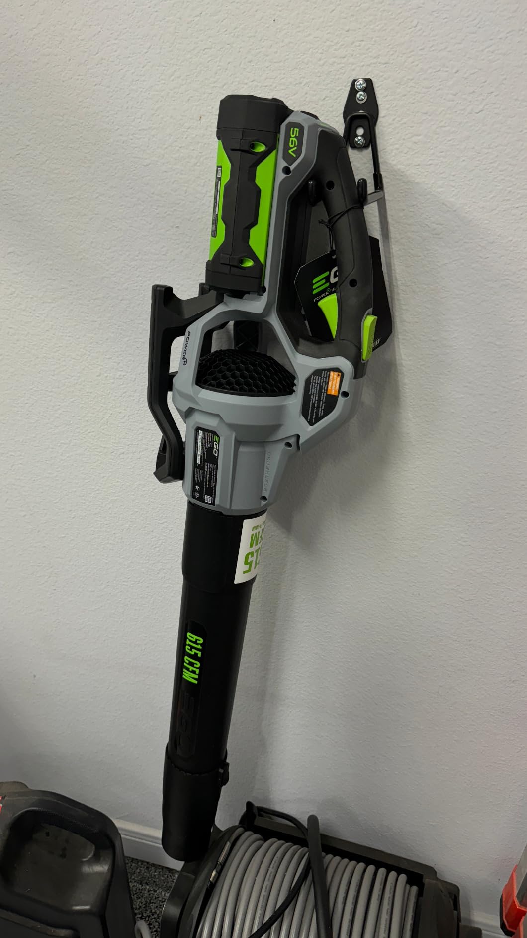 EGO POWER+ Cordless Electric Leaf Blower, 615 CFM, With Battery - LB6151 customer photo 1