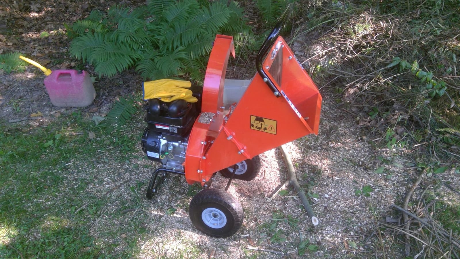 C30 LITE Wood Chipper Shredder Mulcher Heavy Duty 7 HP 212cc Gas Powered 3 Inch Max Capacity 1-Year Warranty After Product Registration customer photo 1