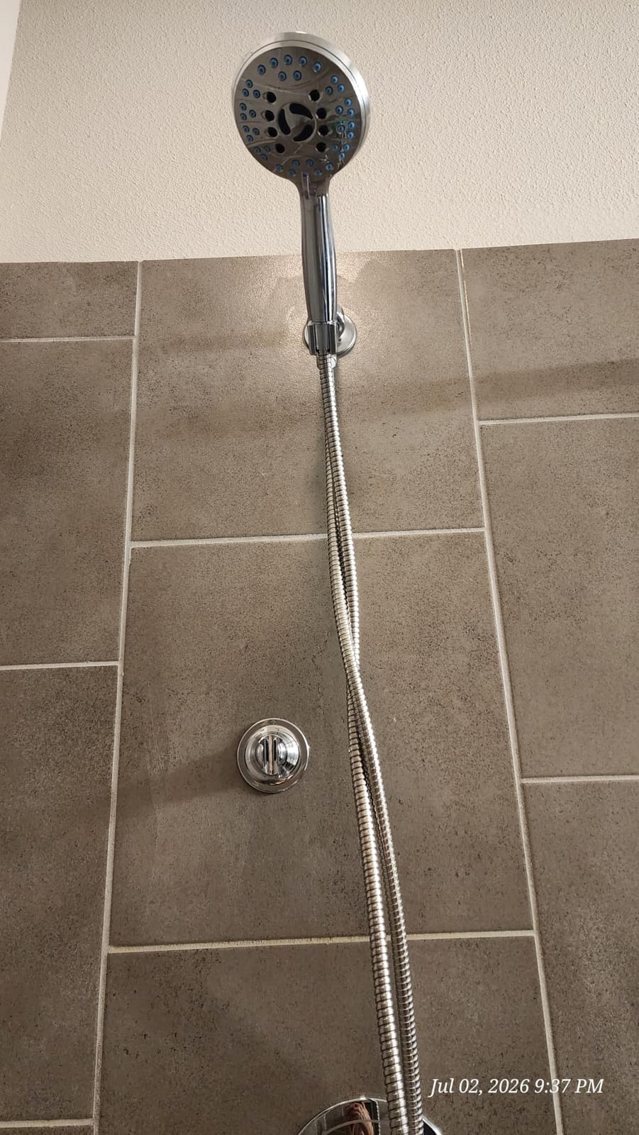 AquaCare 8-mode High Pressure Handheld Shower Head with 2-mode Power Wash | Stay Clean Nozzles, Dual Power Wash for Tub, Tile & Pets, Long 6 ft. Stainless Steel Hose, Wall & Overhead Brackets / Chrome customer photo 1