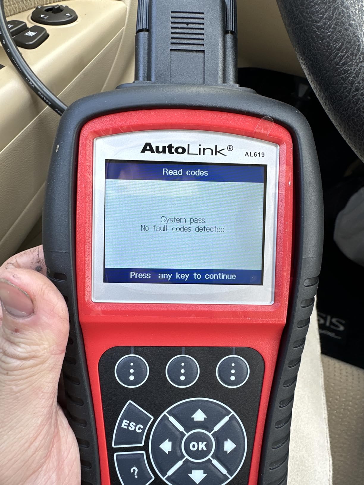 Autel AutoLink AL619 OBD2 Scanner, ABS SRS Warning Light Diagnostic Tool | Up of AL519 ML519 ML619, 10 OBDII Test Modes, DTCs Lookup, Live Data, Turn Off Check Engine Light OBDII Code Reader customer photo 1