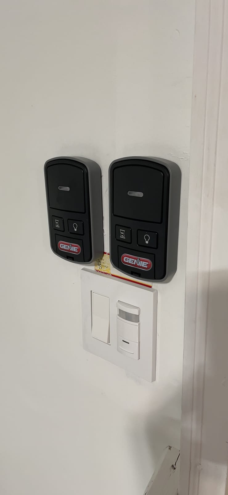 Genie B6172H Wall Mount Smart Garage Door Opener, DC Motor Lifts up to 14ft high 850lbs, Ultra-Quiet, Aladdin Connect Wi-Fi, Battery Backup, Compact Space Saving Design customer photo 1