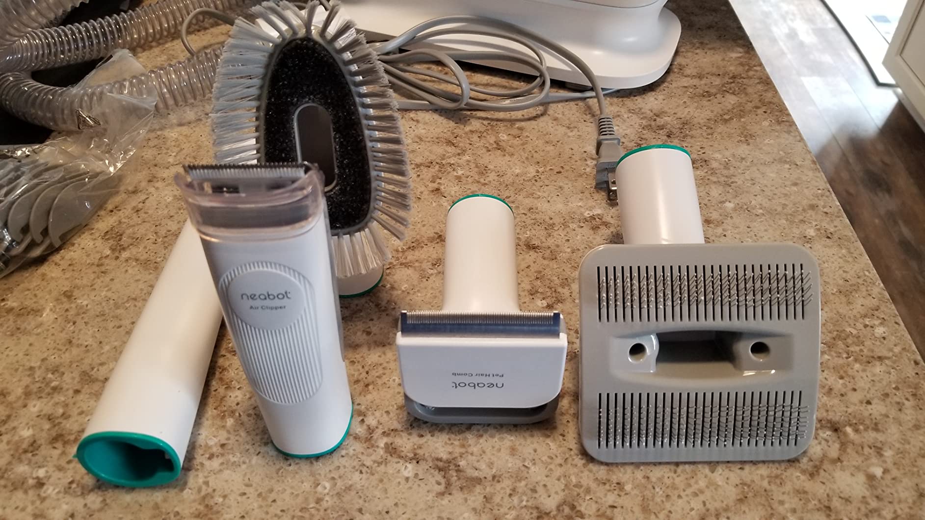 Neakasa P1 Pro Dog Grooming Vacuum Kit, 6-in-1, 9000Pa Suction, Low Noise, 1L Dust Cup for Home Shedding & Trimming customer photo 2