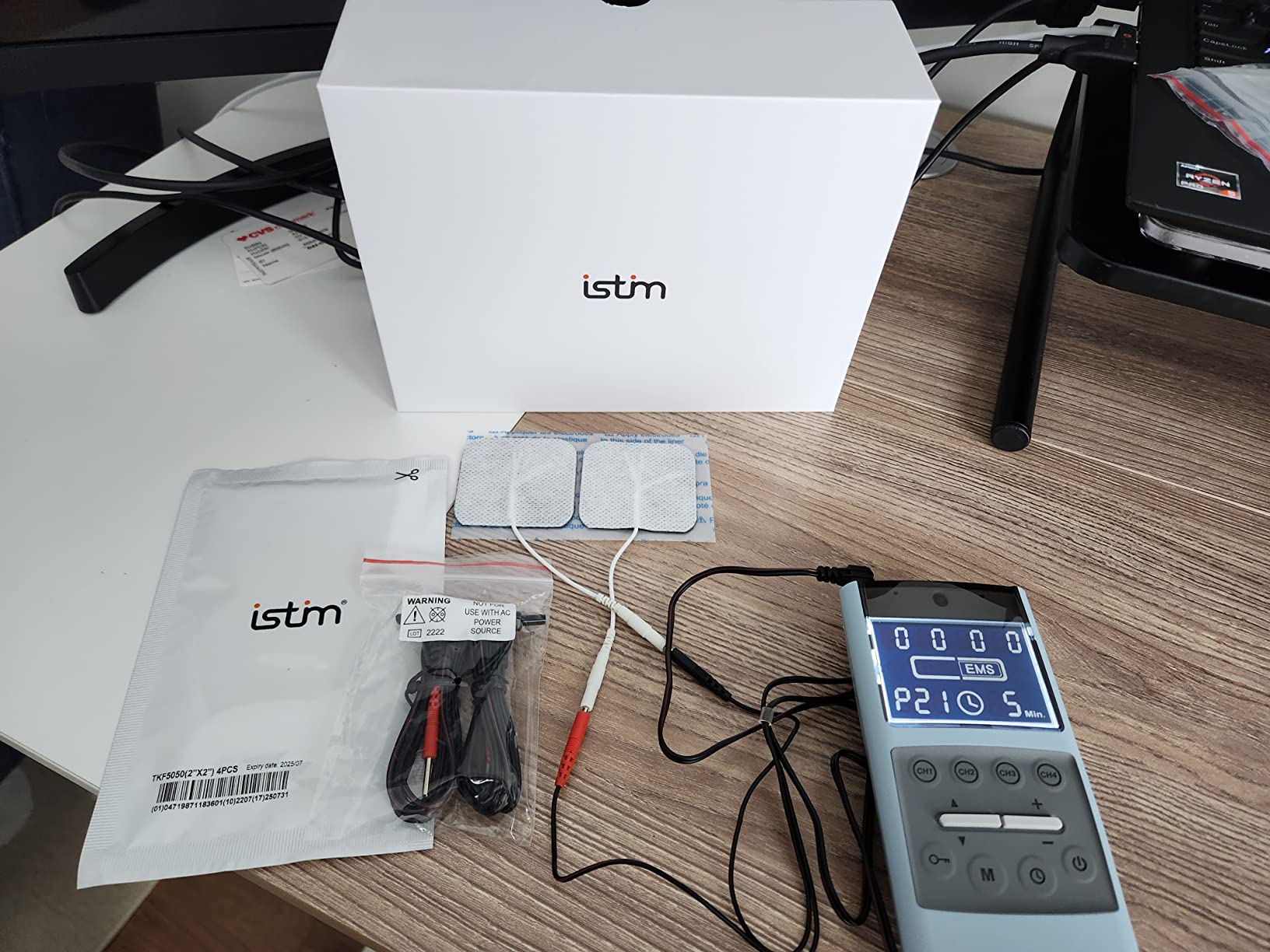 iStim TENS EMS Muscle Stimulator, EV-906 for Pain Relief and Muscle Strengthening, Japanese Gelled Electrodes Included customer photo 1