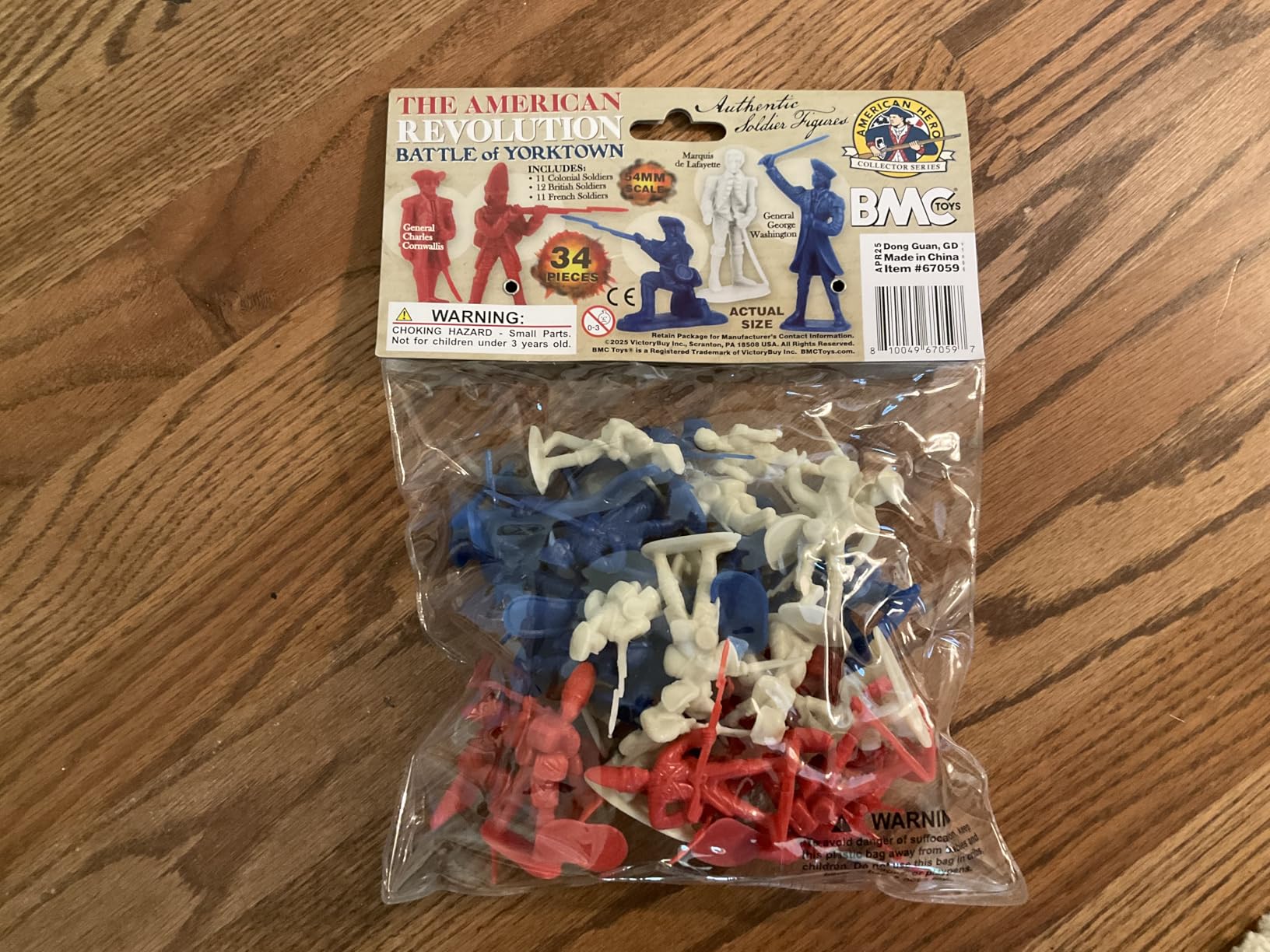 BMC Revolutionary War Plastic Army Men - 34 British, American, French Soldiers customer photo 1