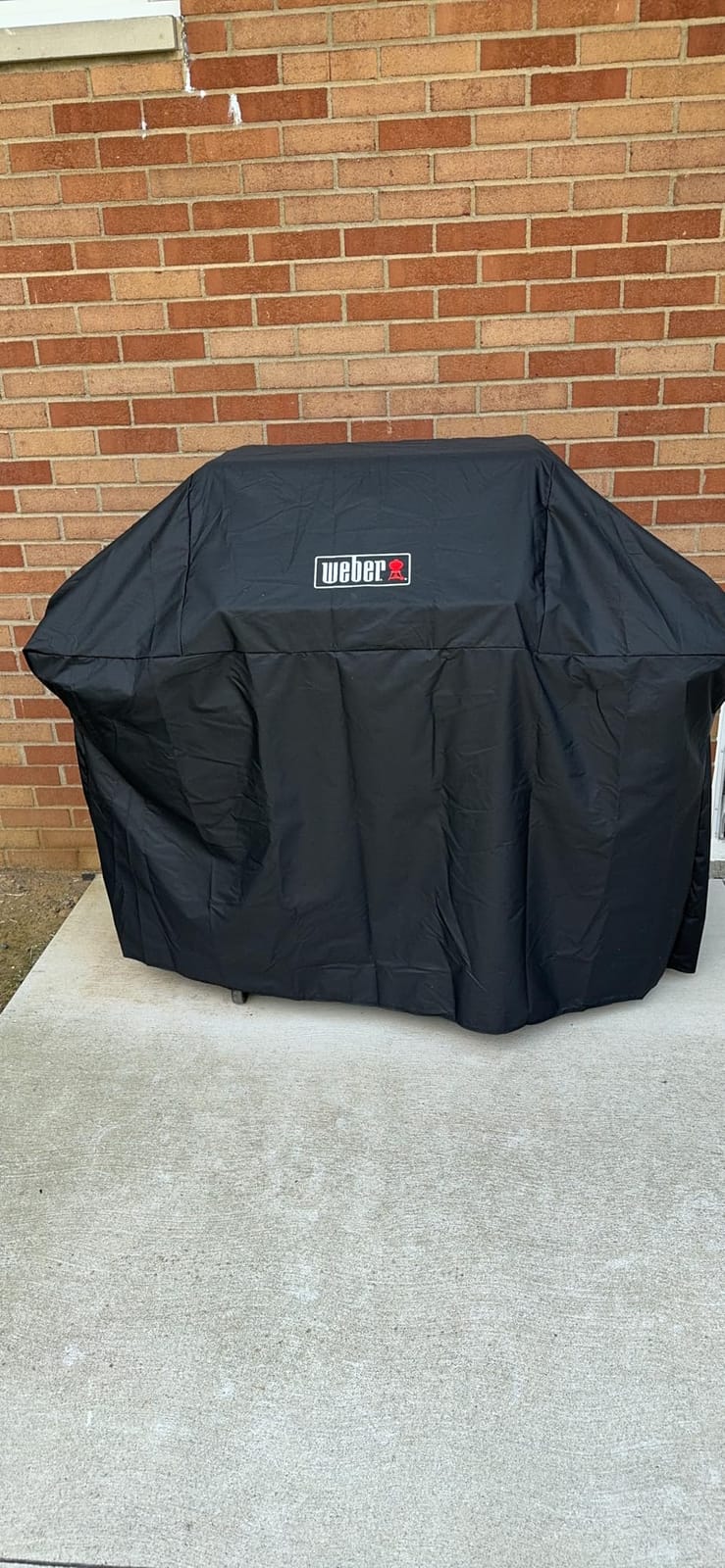 Weber Premium Outdoor Grill Cover for Select Genesis Gas Grills, Black | For Genesis 300 Series 3-Burner - Water-Resistant customer photo 1