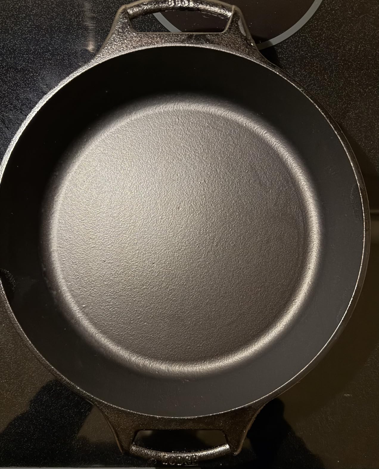 Lodge Pre-Seasoned Cast Iron Baker's Skillet, 10.25 Inches | Heavy Duty Baking Pan with Dual Handles, Oven Ready Cast Iron Bakeware for Desserts, Roasting & Baking customer photo 1