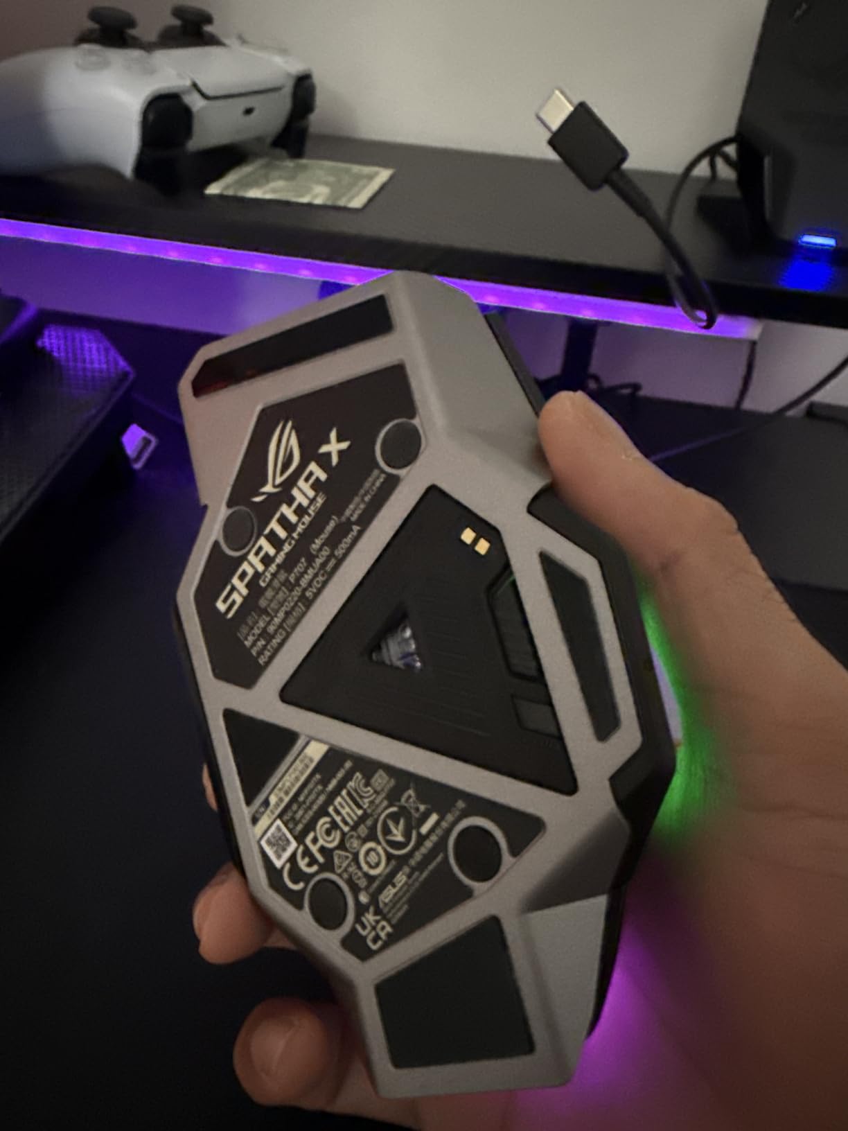 ASUS ROG Spatha X Wireless Gaming Mouse - MMO/MOBA Design, 12 Programmable Buttons, Right-Handed, 168g, Dual-Mode (Wired/2.4GHz), 19K DPI, up to 67Hr Battery, Magnetic Charging Dock, PC/Mac Support customer photo 2
