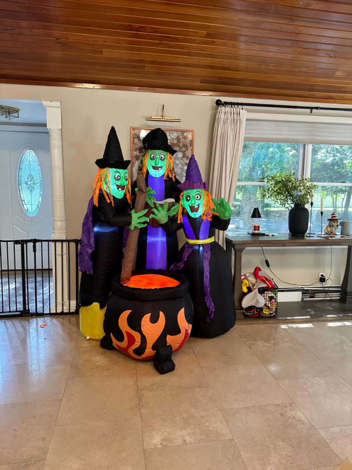 Joiedomi 6 FT Tall Halloween Inflatables Three Witch Around Cauldron with Flame Light Yard Outdoor Decoration Blow Up with Build-in LEDs for Halloween Party Indoor, Outdoor Inflatables Decorations customer photo 1