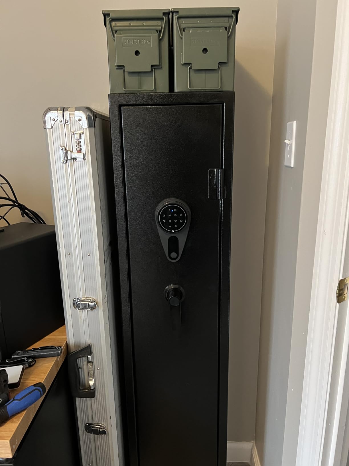 KAER Assembled Gun Safe for Rifles and Pistols with Electronic Lock - Gun Cabinet for 3-5 Shotguns 5 Handguns, Removable Shelf, Gun Rack, LED Light customer photo 1