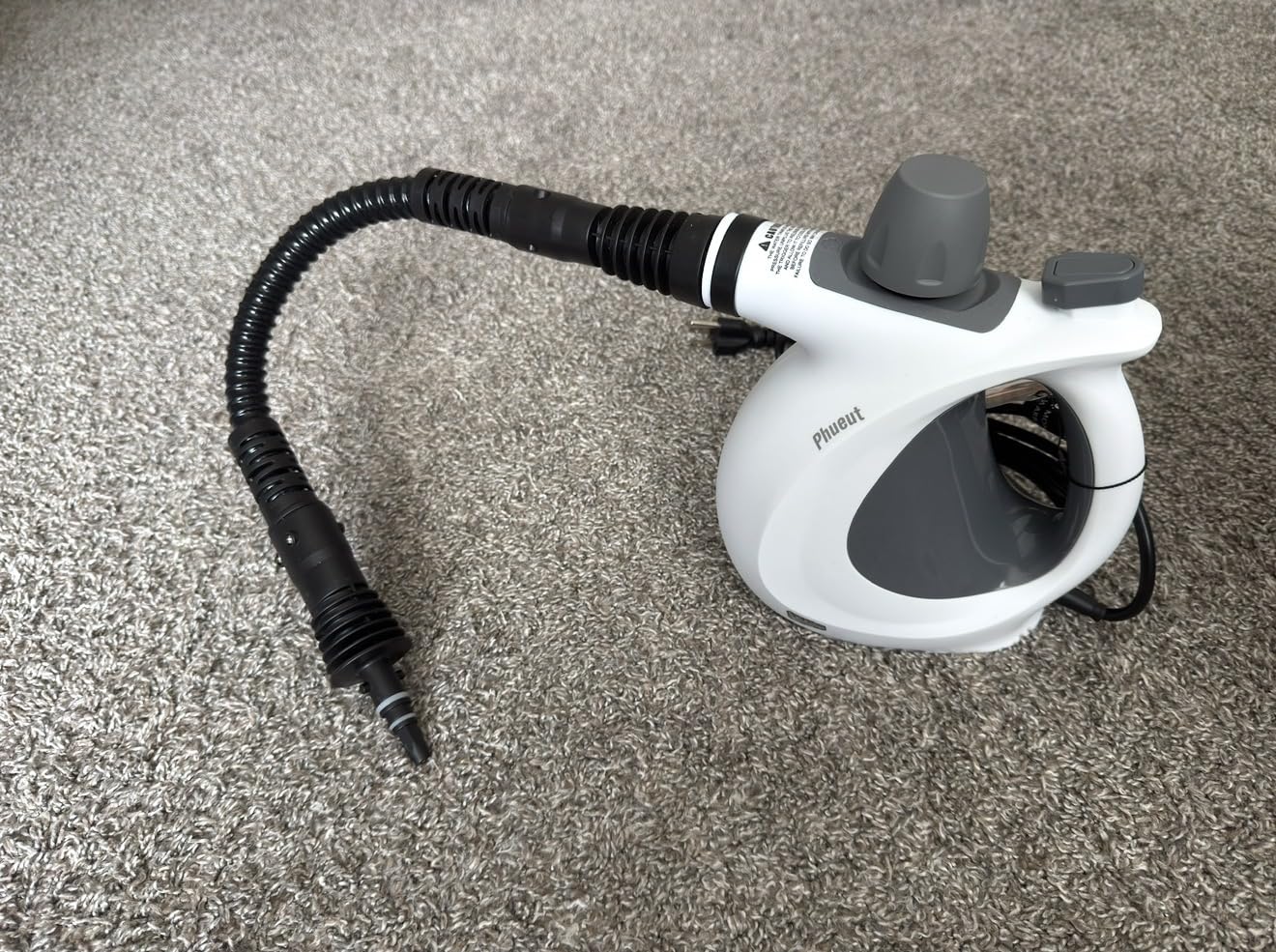 Phueut Pressurized Handheld Multi-Surface Natural Steam Cleaner with 12 pcs Accessories, Multi-Purpose Steamer for Home Use, Steamer for Cleaning Floor, Upholstery, Grout and Car (Grey) customer photo 1