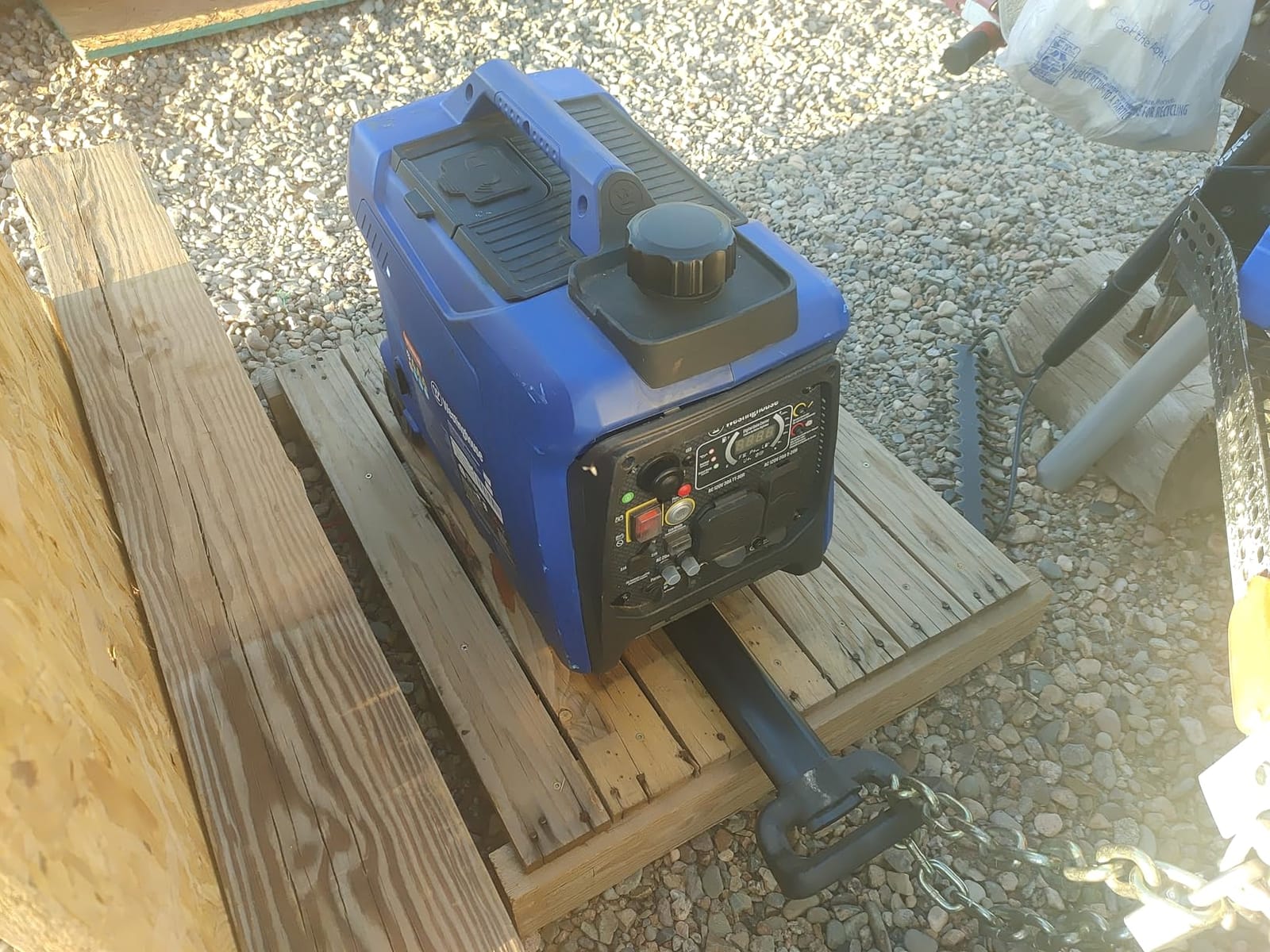 Westinghouse 5000 Peak Watt Super Quiet Dual Fuel Portable Inverter Generator, Remote Electric Start, Gas & Propane Powered, RV Ready, CO Sensor, Parallel Capable customer photo 2