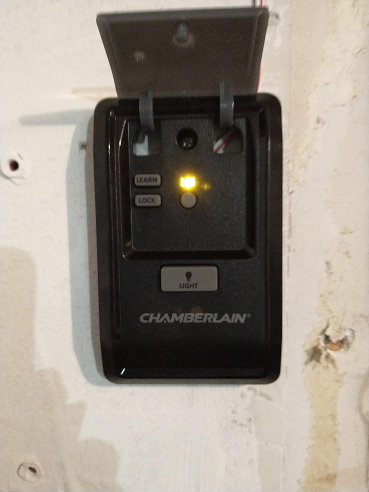 Chamberlain B4613T MYQ Smart Garage Door Opener, Ultra Quiet Belt Drive, Battery Backup, 3/4-HP Motor customer photo 2
