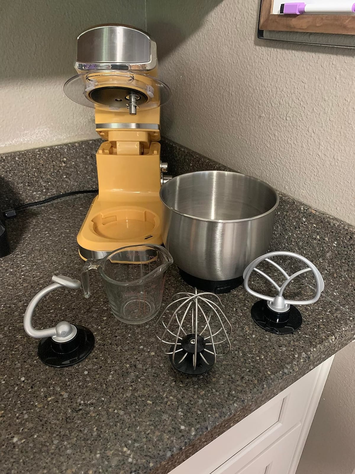 Kitchen in the box Stand Mixer,3.2Qt Small Electric Food Mixer,6 Speeds Portable Lightweight Kitchen Mixer for Daily Use with Egg Whisk,Dough Hook,Flat Beater (Black) customer photo 1
