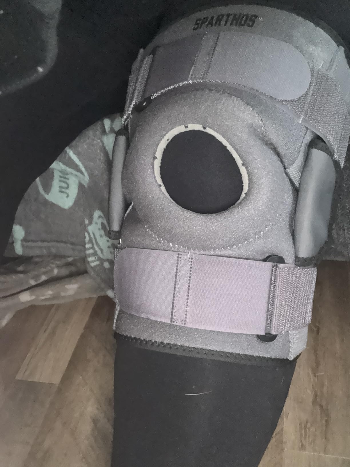 Sparthos Knee Brace for Women & Men - Meniscus Tear Support - Gray-L | Hinged Metal Side Stabilizers, Adjustable Compression Straps, ACL MCL Arthritis Pain Relief, Open Patella, Running & Sports customer photo 1