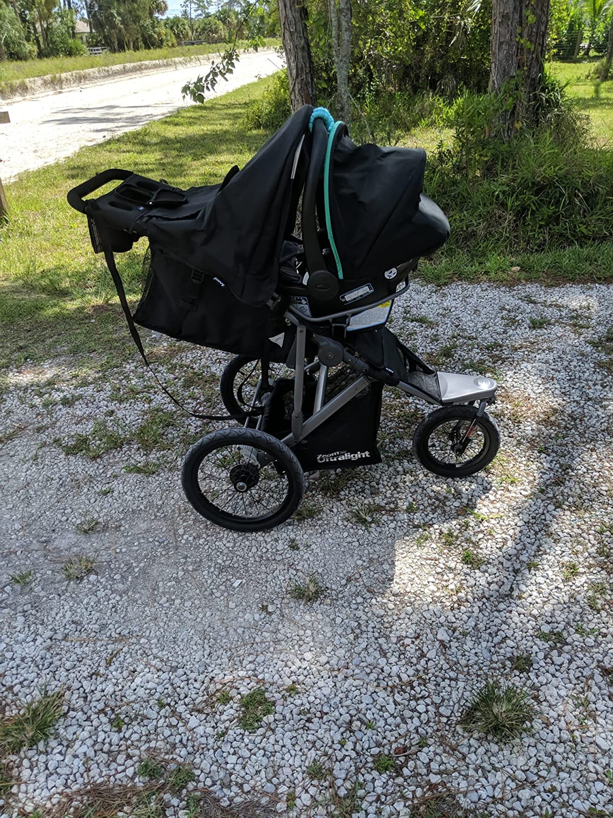 Joovy Zoom360 Ultralight Jogging Stroller, Black | High Child Seat, Shock-Absorbing Suspension, Extra-Large Air-Filled Tires customer photo 1