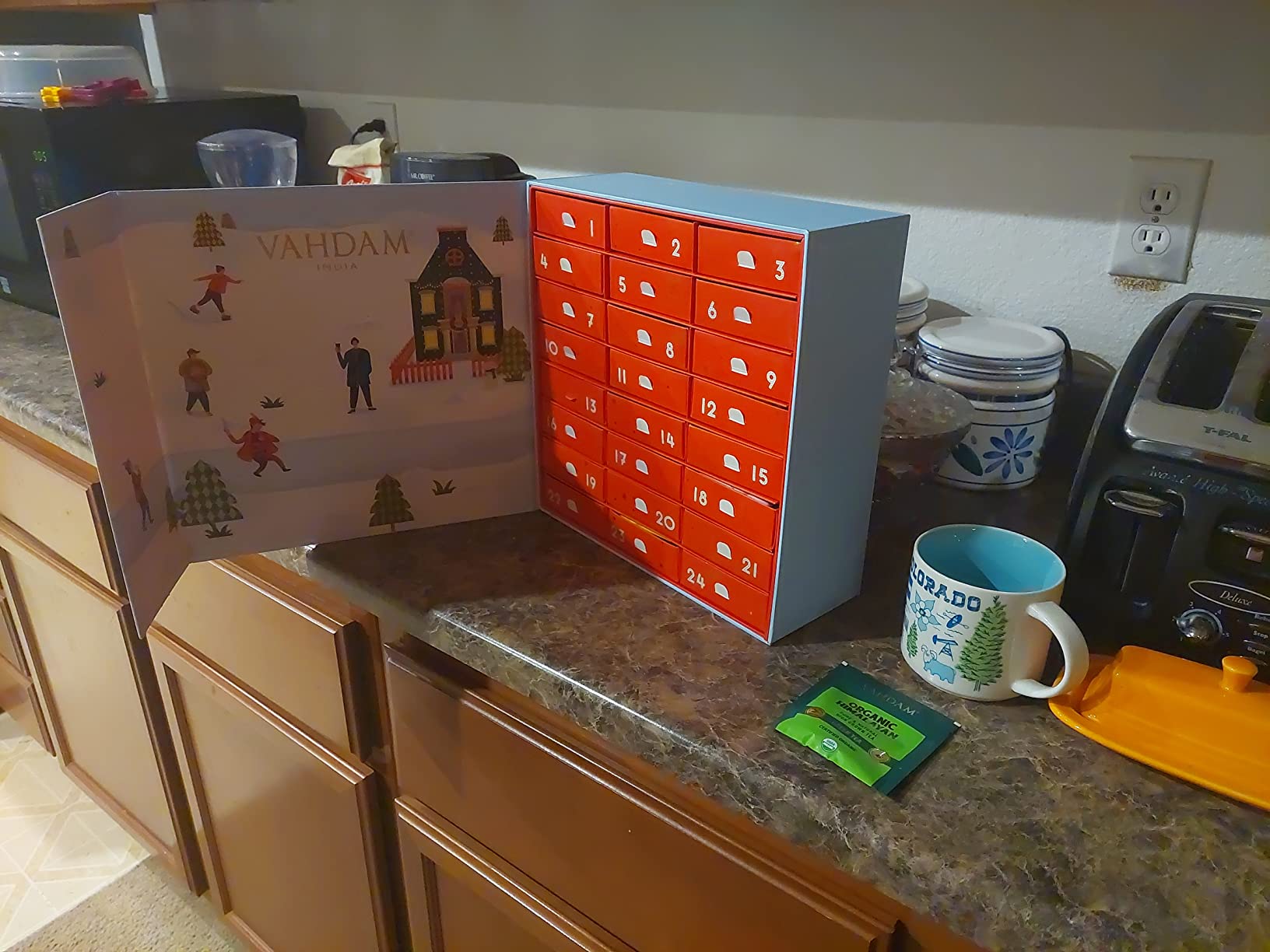 VAHDAM, Advent Calendar 2026 Tea Bags (240g/8.47oz) Limited Edition Holiday Gift Box - 24 Flavors, 5 Each | Christmas Advent Calendar 2026 for Adults | Advent Calendar 2026 Adult Women and Men customer photo 1