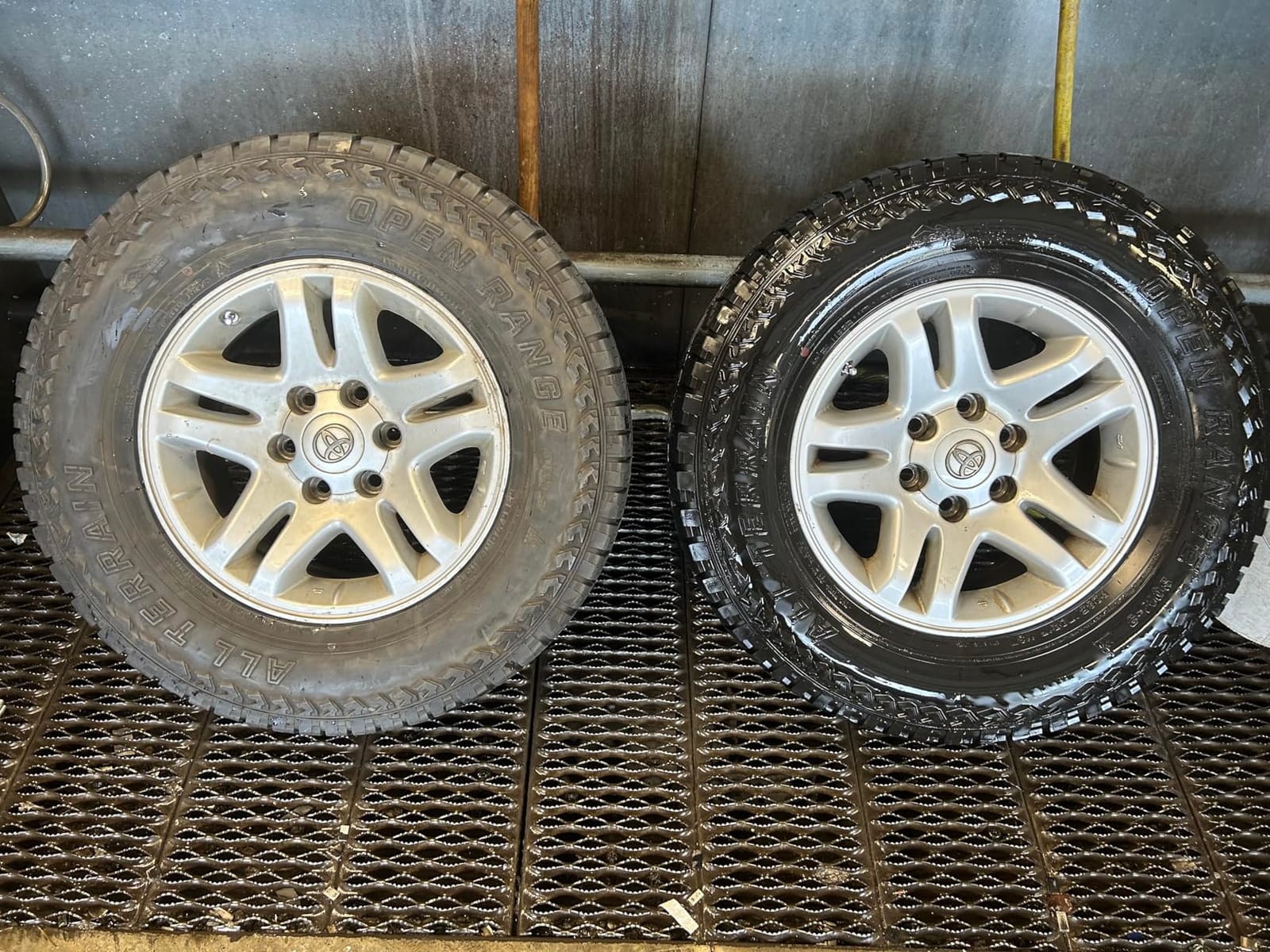 Turtle Wax Hybrid Solutions Iron Remover & Wheel Cleaner, 23 oz. (1 Pack) customer photo 1