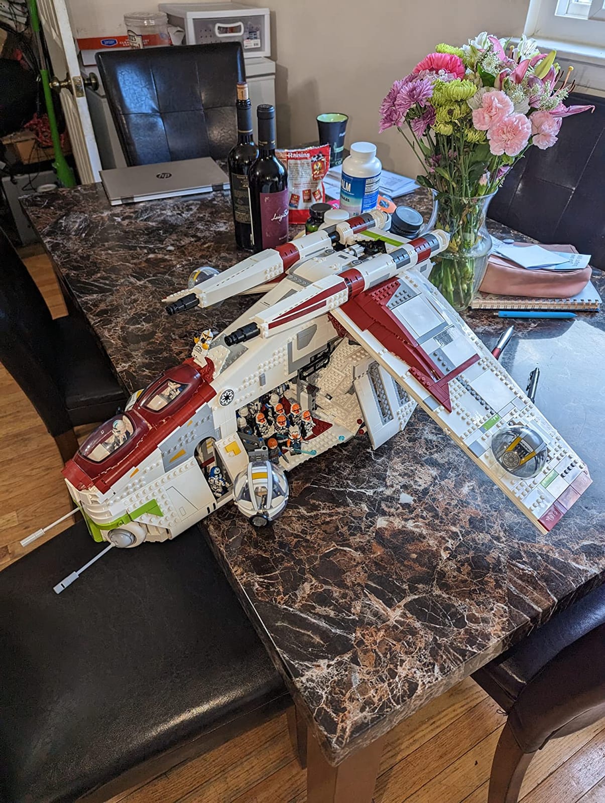 Star Wars Republic Gunship 75309 UCS Display Model Kit for Adults to Build, Ultimate Collector Series customer photo 1